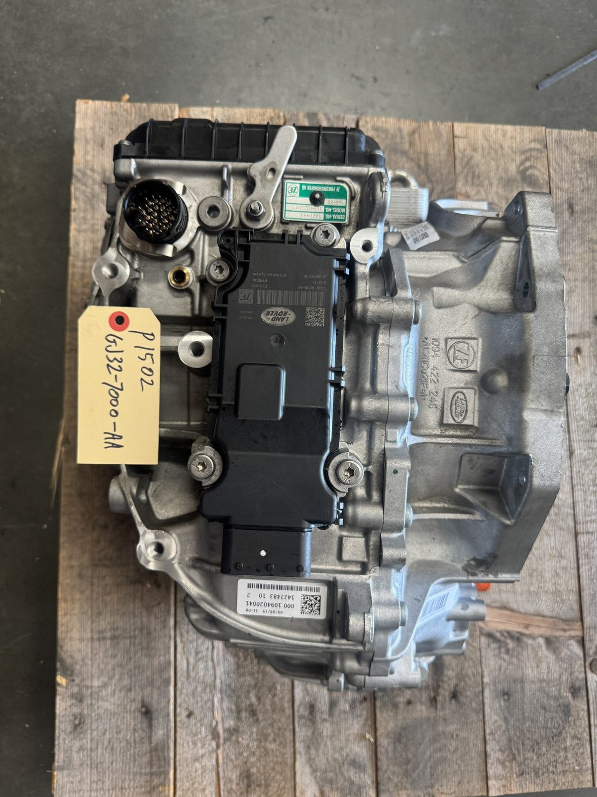 2016-2017 Range Rover EvoqueTransfer Case Assembly OEM 1094020041 - eBay image 1