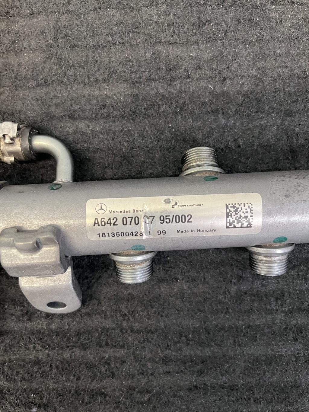 2010-2022 Mercedes-Benz Sprinter OM642 Left Fuel Rail OEM A6420702795 - eBay image 2