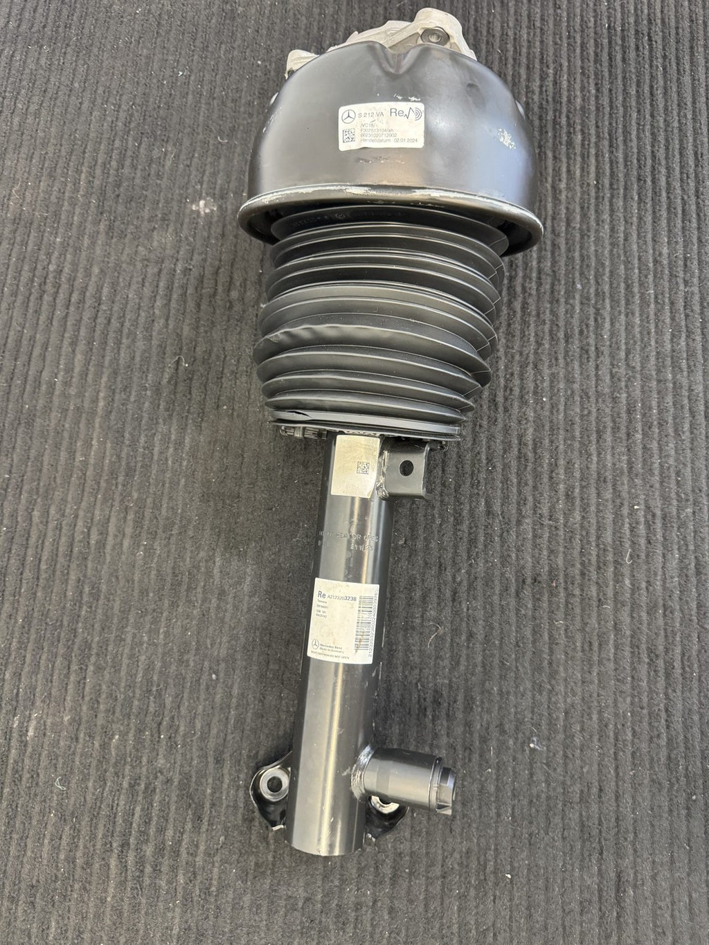 2010-2016 Mercedes-Benz E-Class W212 RWD Front Right Air Strut OEM A2123203238 - eBay image 1
