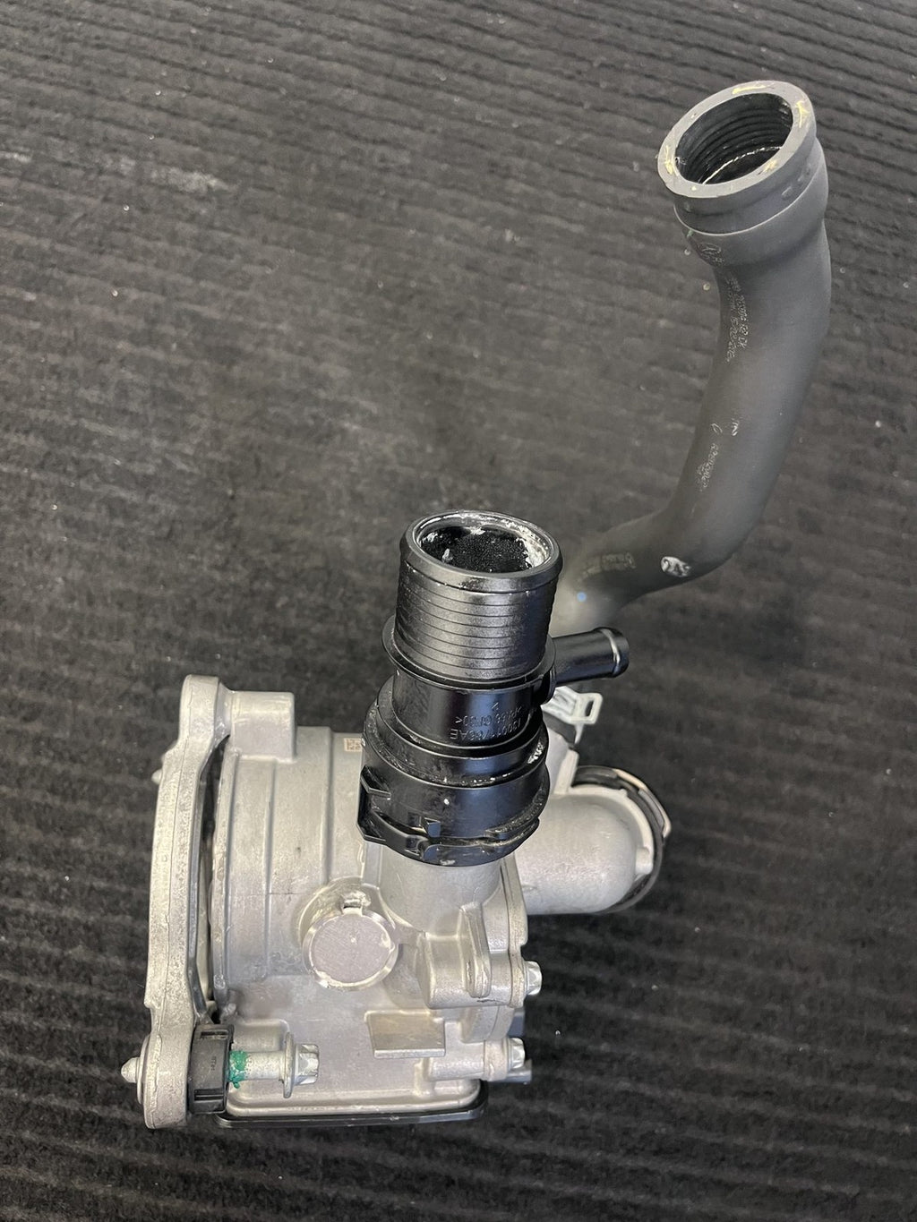 2024-2025 Mercedes-Benz CLA250 GLA250 CLA35 GLA35 GLB35 Water Pump OEM A2602004100 - eBay image 4
