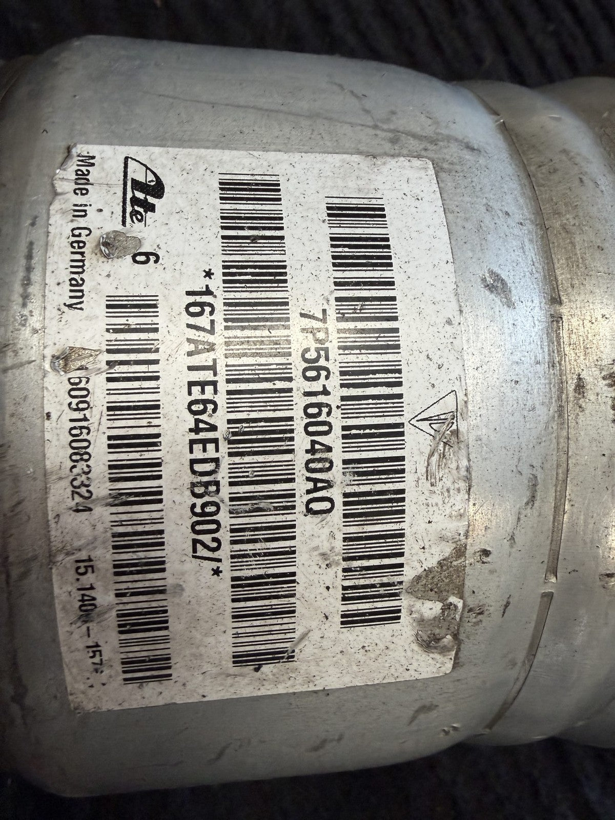 2011-2018 Porsche Cayenne Front Right Air Suspension Strut OEM 7P5616404 - eBay image 3