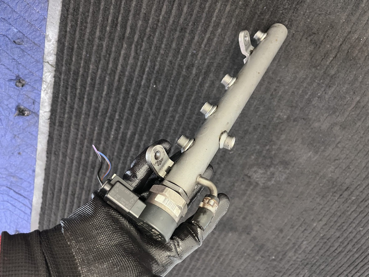 2010-2022 Mercedes-Benz Sprinter OM642 Left Fuel Rail OEM A6420702795 - eBay image 7