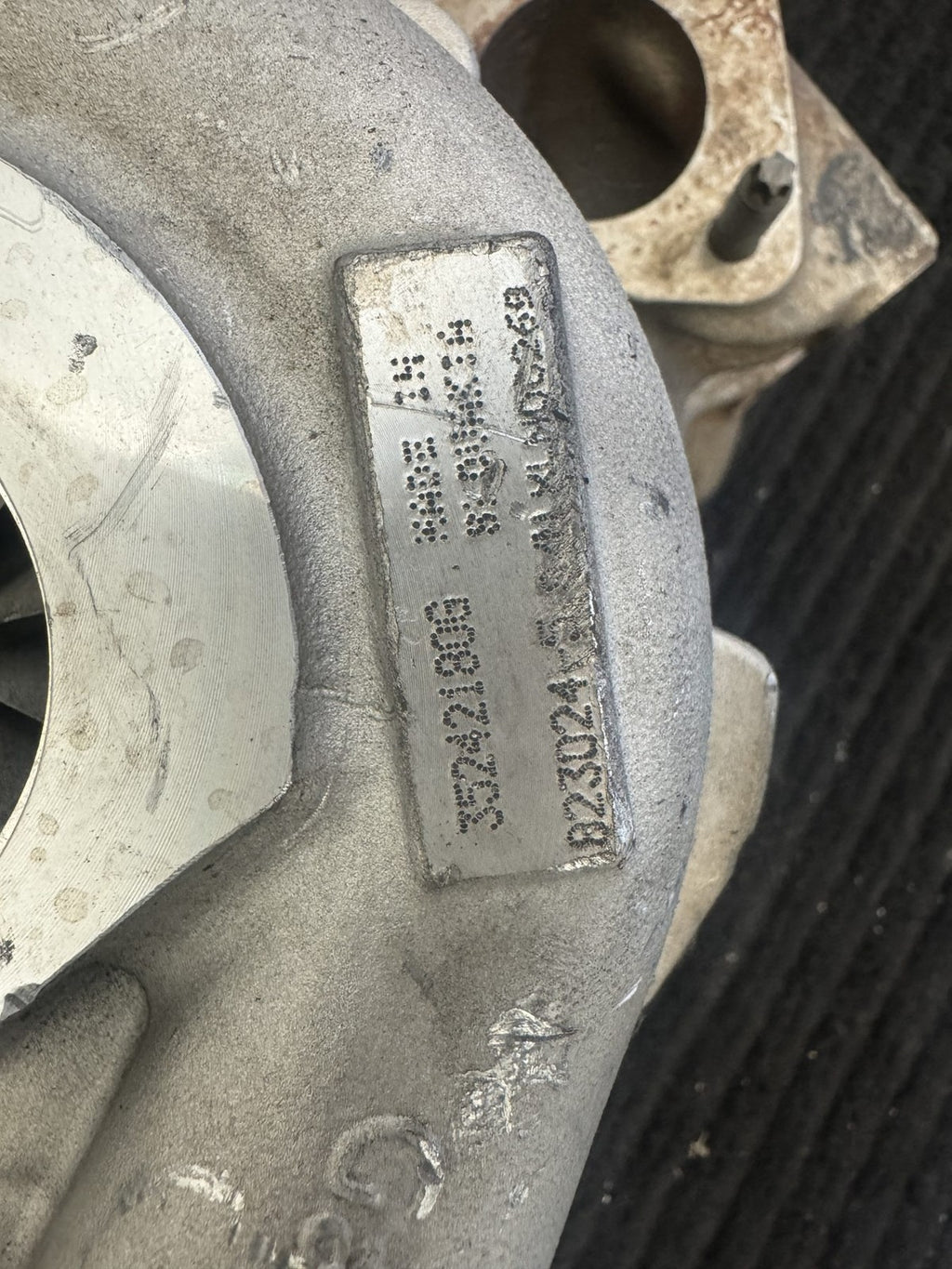 2014-2018 Ram 1500 2014-2019 Jeep Grand Cherokee EcoDiesel Turbo OEM 35242180G - eBay image 2