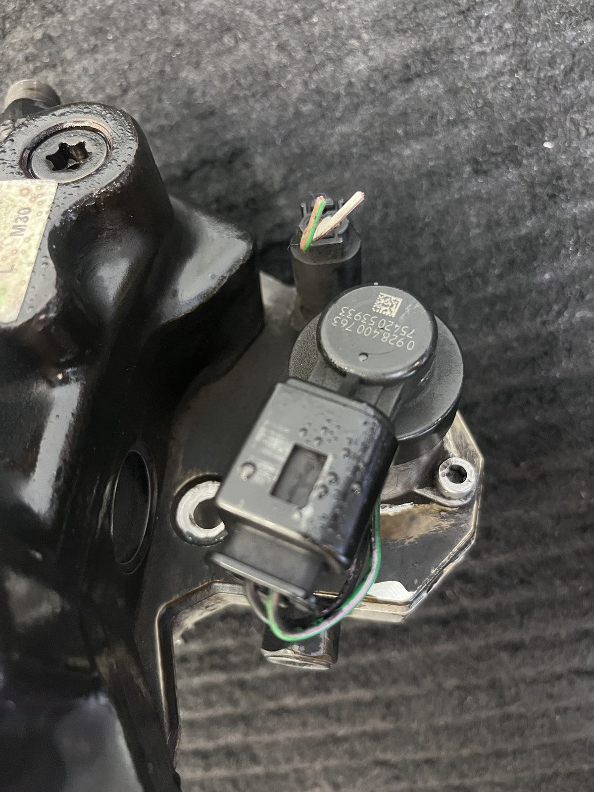 2010-2022 Mercedes-Benz Sprinter OM642 High Pressure Fuel Pump OEM A6420701101 - eBay image 13