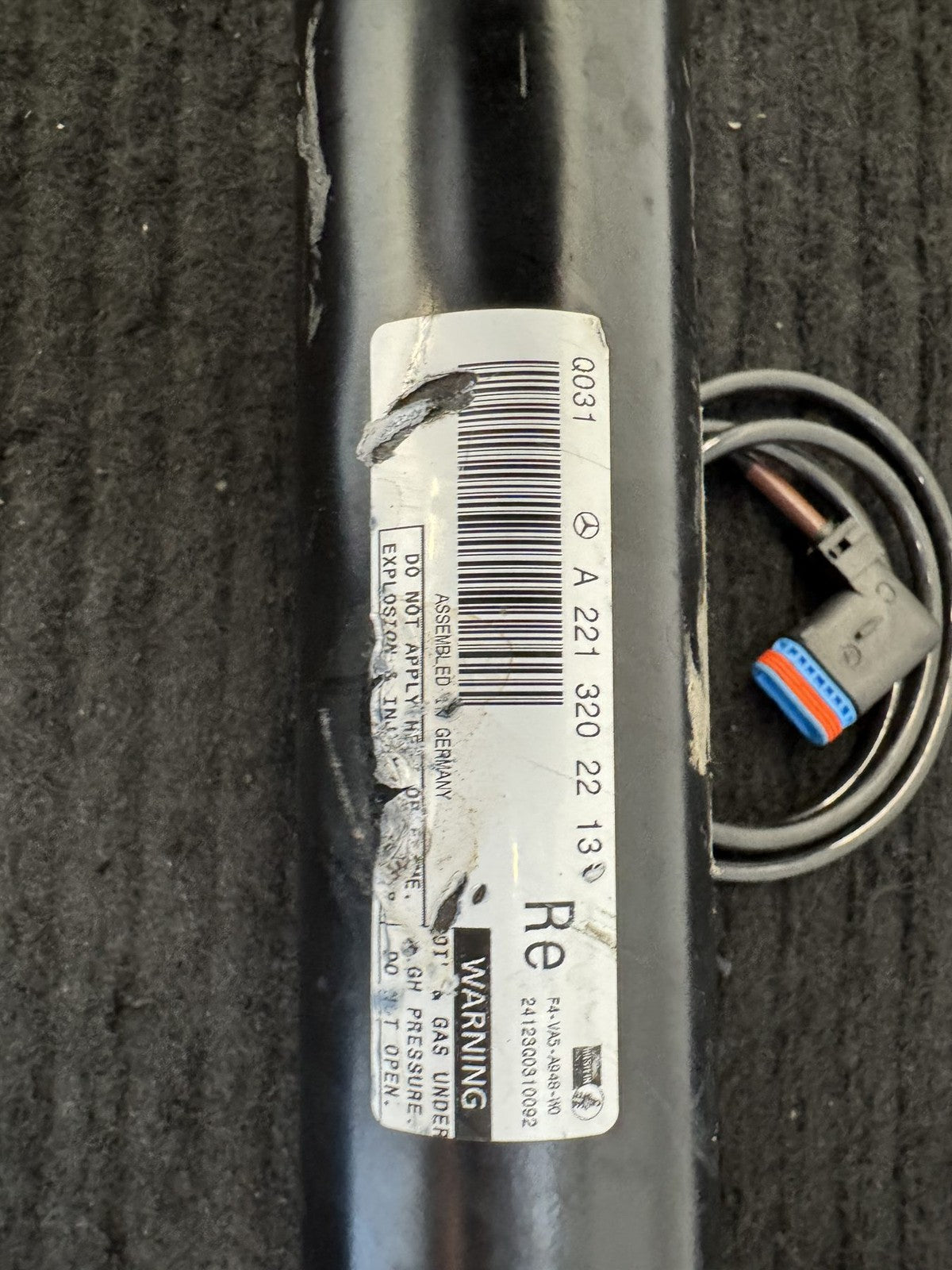 2007-2013 Mercedes-Benz S-Class W221 Rear Right Air Strut OEM A2213202213 - eBay image 3