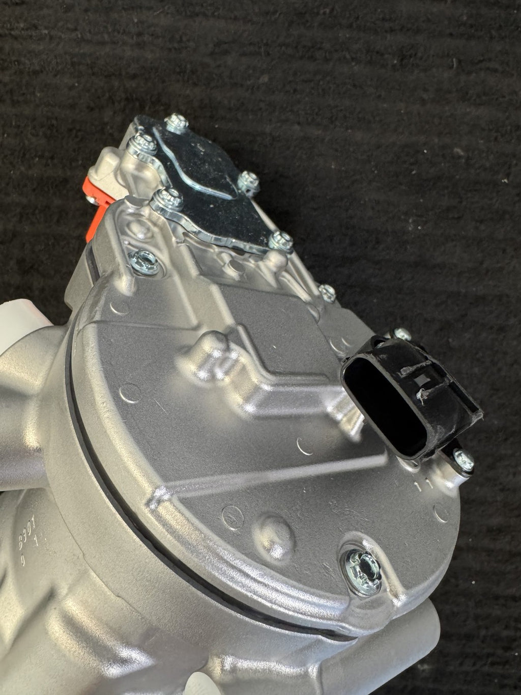 2018-2019 Nissan Leaf ZE1 Heat Pump Electric Ac Compressor OEM 926005SA1A - eBay image 4