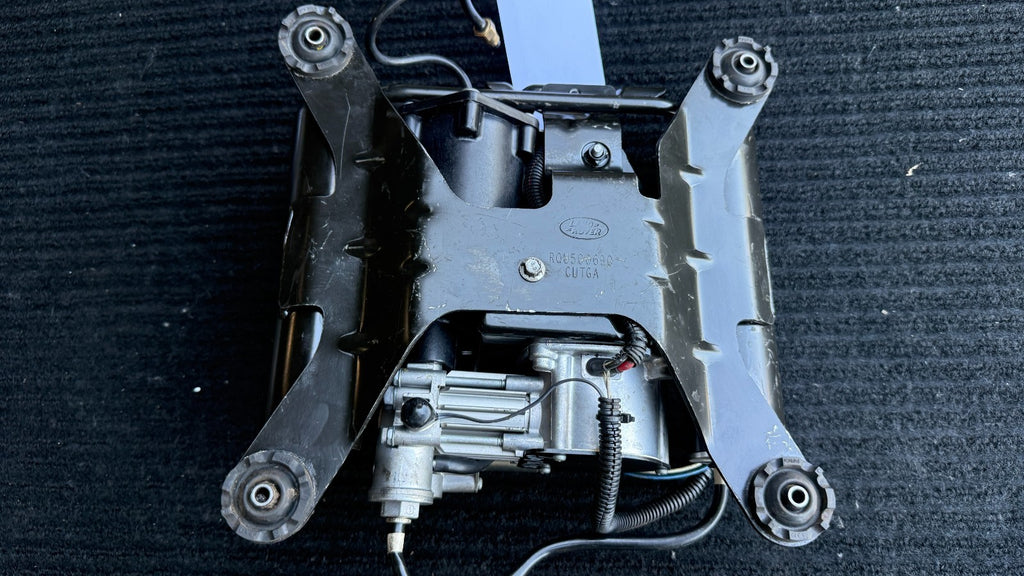 2010-2013 Range Rover L322 4.4 TDV8 Air Suspension Compressor OEM 6H423B484HF - eBay image 3