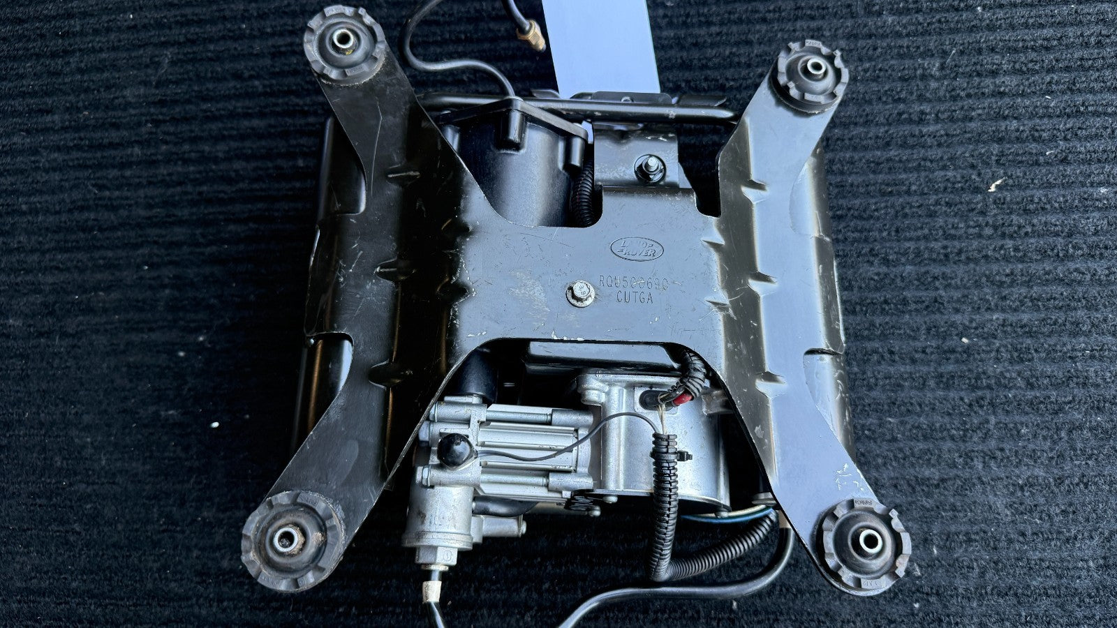 2010-2013 Range Rover L322 4.4 TDV8 Air Suspension Compressor OEM 6H423B484HF - eBay image 3