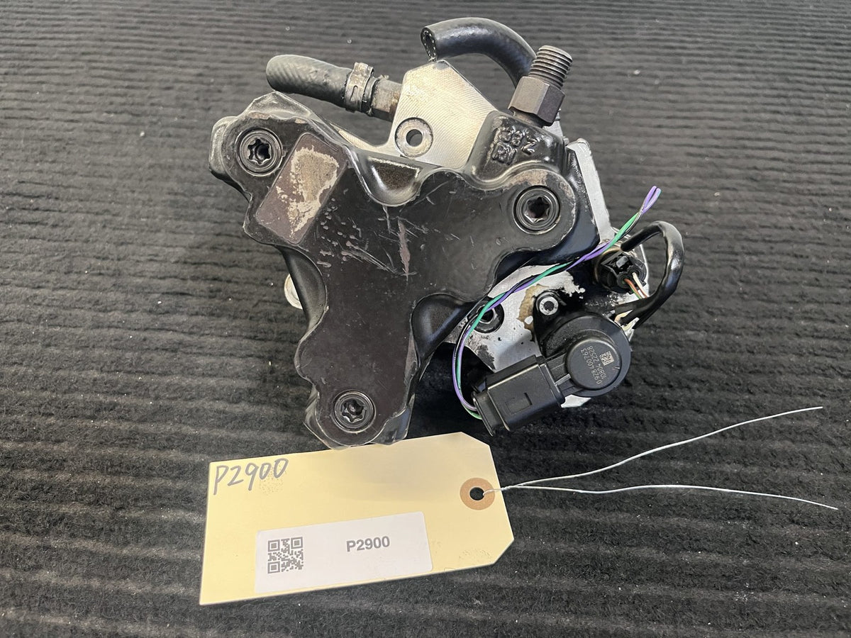 2010-2018 Mercedes-Benz Sprinter OM642 High Pressure Fuel Pump OEM A6420701101 - eBay image 1