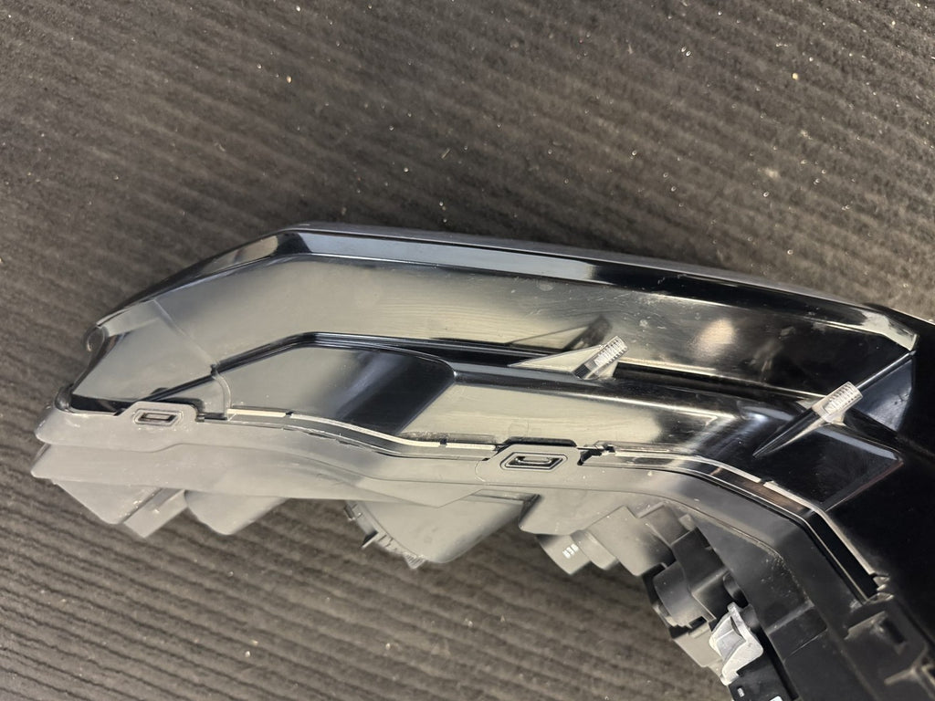 2022-2024 Rivian R1T R1S Right Passenger LED Headlight OEM PT00000464-P - eBay image 9