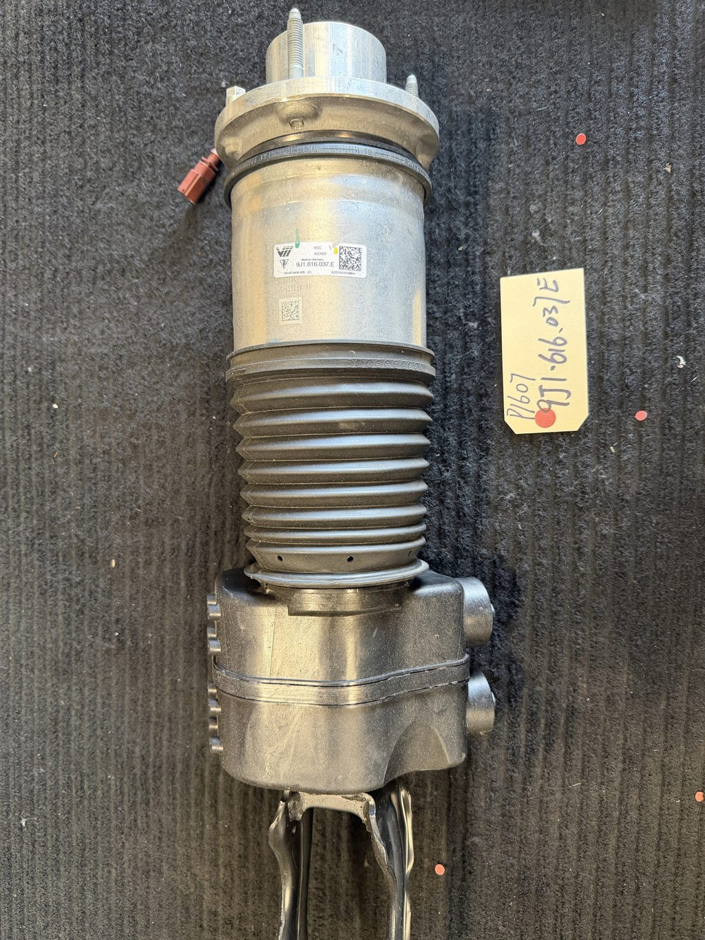 22-24 Audi e-tron GT Front Left Air Suspension Shock Strut OEM 9J1616037E - eBay image 1