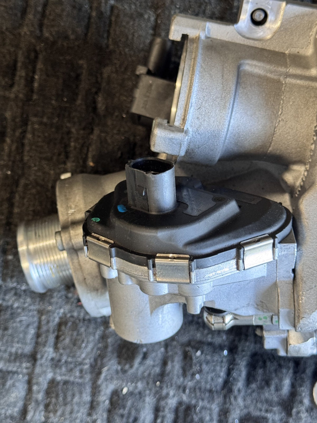 2018-2024 VW Tiguan 2.0T Turbocharger Exhaust Manifold OEM 06K145061A 06K145061A - eBay image 7