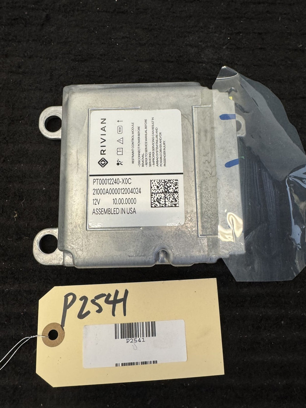 2022-2024 Rivian R1S R1T SRS Restraint Control Module OEM PT00012240-X0C - eBay image 1