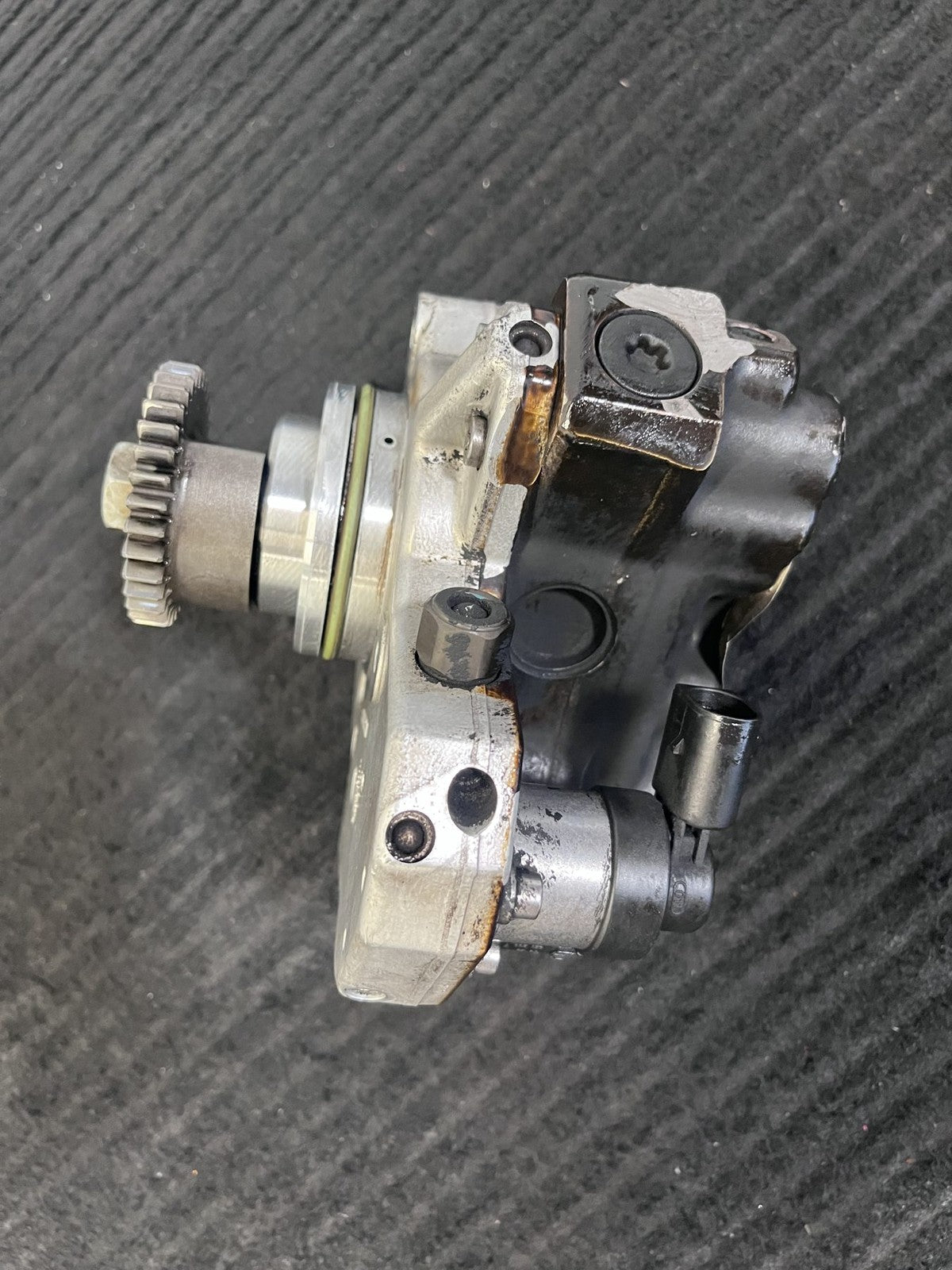 2010-2022 Mercedes-Benz Sprinter OM642 High Pressure Fuel Pump OEM A6420701101 - eBay image 6