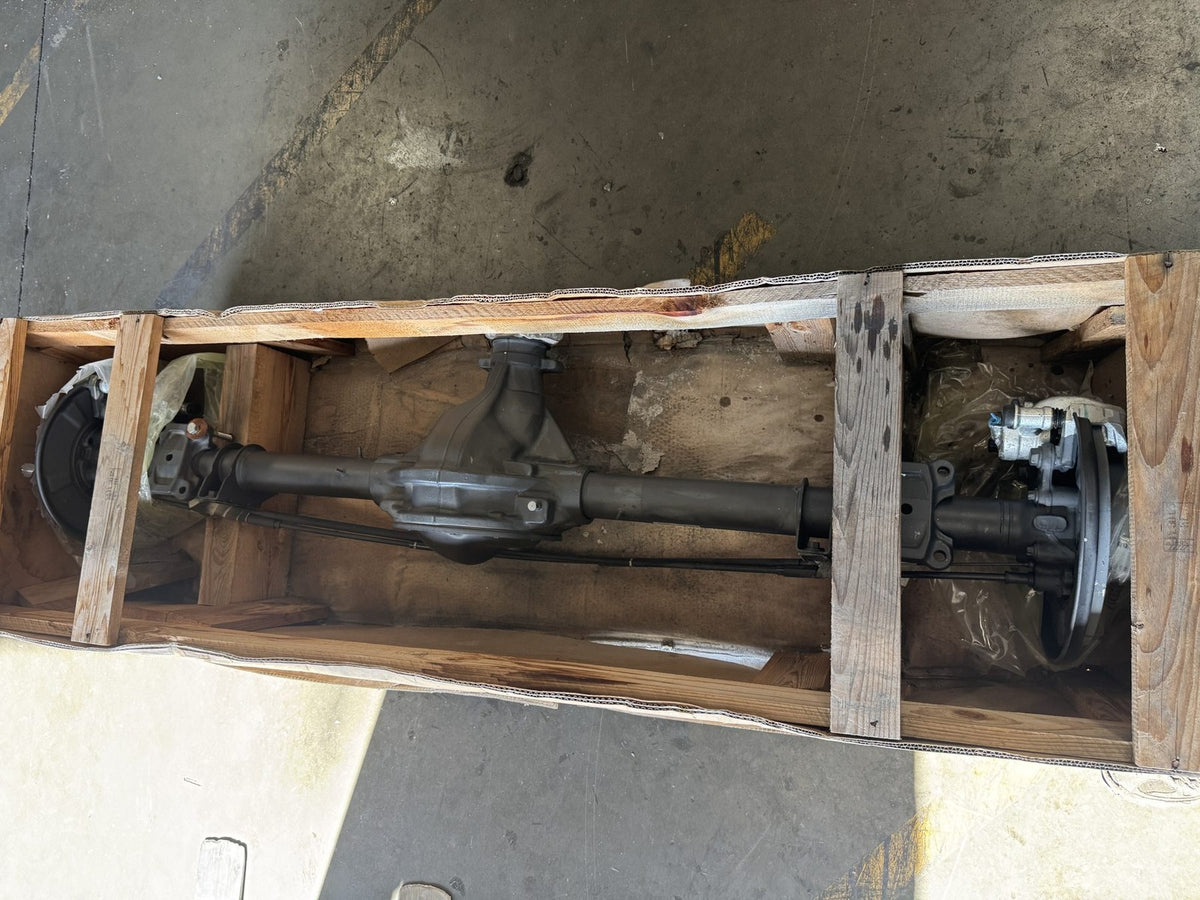 2021-2022 Mercedes-Benz Sprinter 2500 4x4 3.923 Rear Axle OEM A9073504700 - eBay image 8