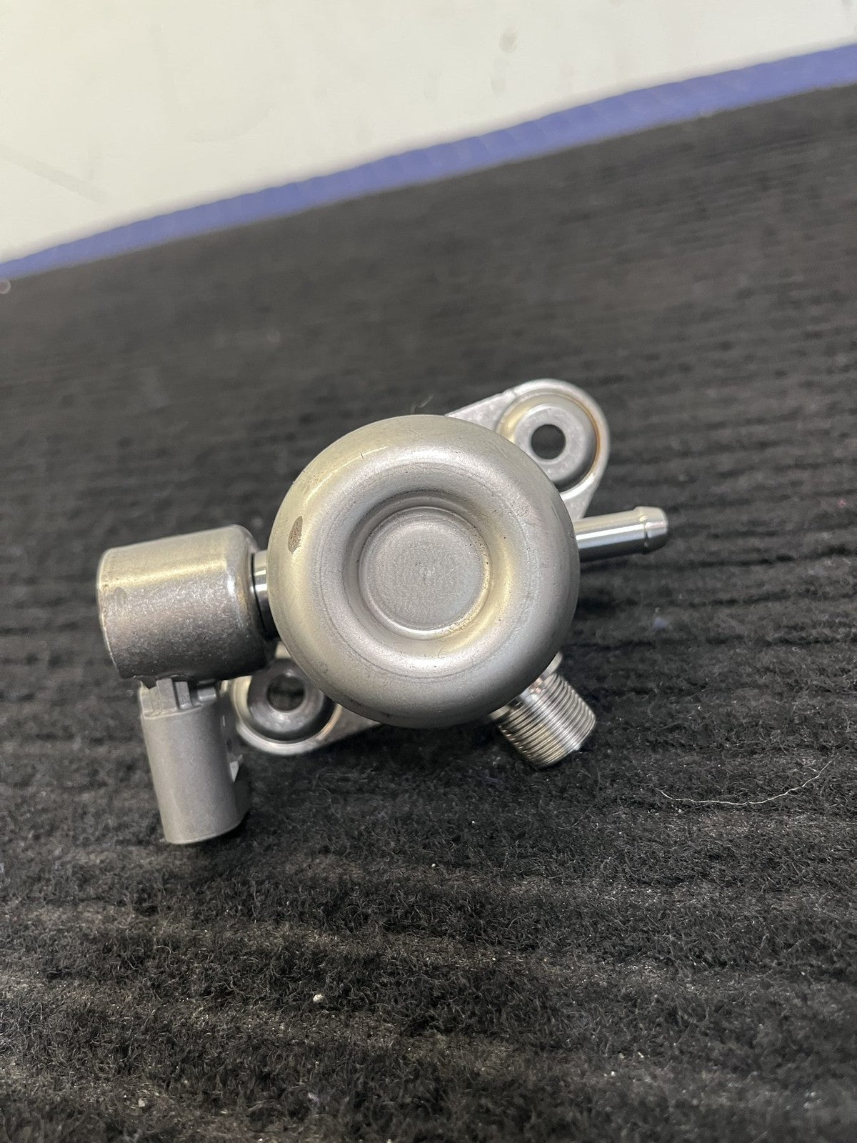 2015-2019 Mercedes-Benz C300 GLC300 E300 High Pressure Fuel Pump OEM A2740700501 - eBay image 7