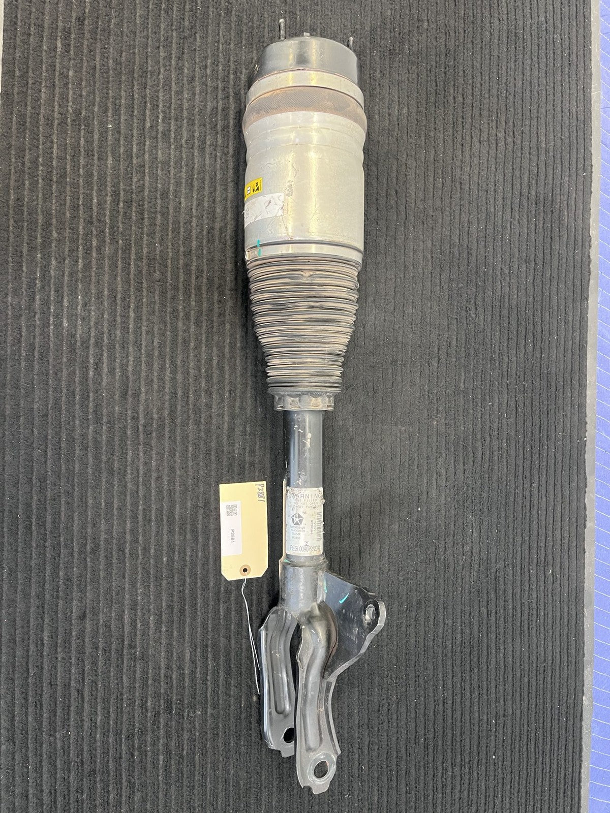 2016-2022 Jeep Grand Cherokee Front Left Quadra Lift Air Strut OEM 68303281AB - eBay image 1