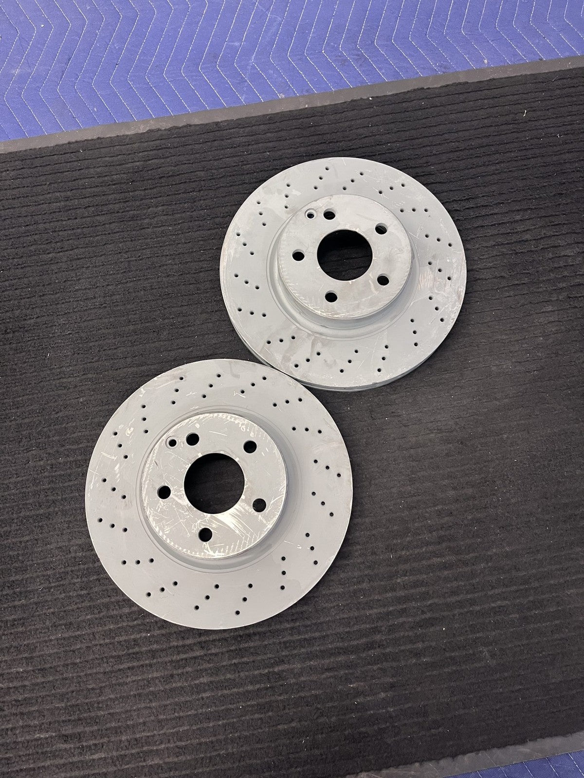2003-2006 Mercedes-Benz SL500 R230 Front Drilled Brake Rotors Pair OEM A2304210412 - eBay image 5