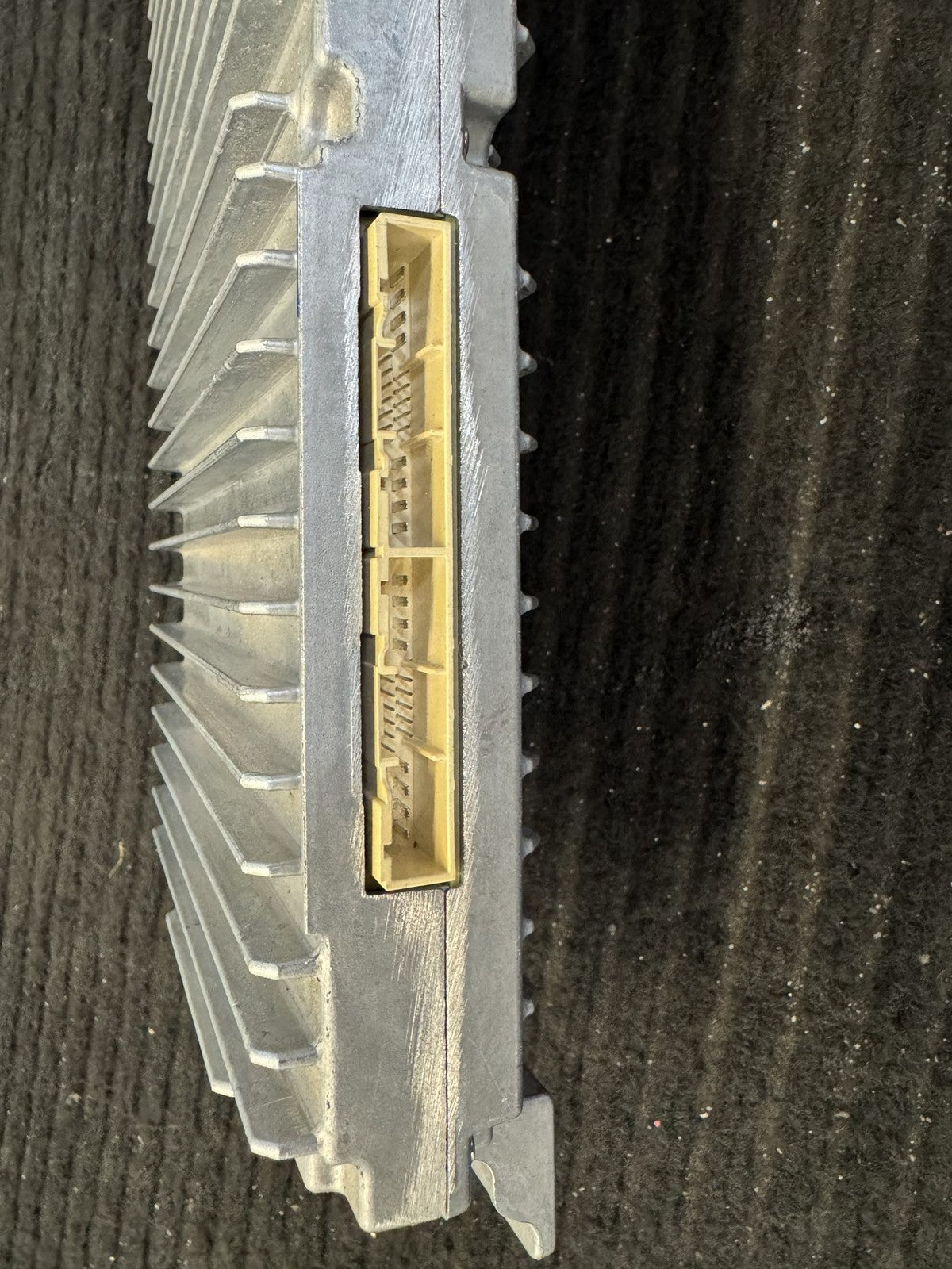 2022-2024 Rivian R1T 18 Channel Audio Amplifier OEM PT00000601-G - eBay image 7