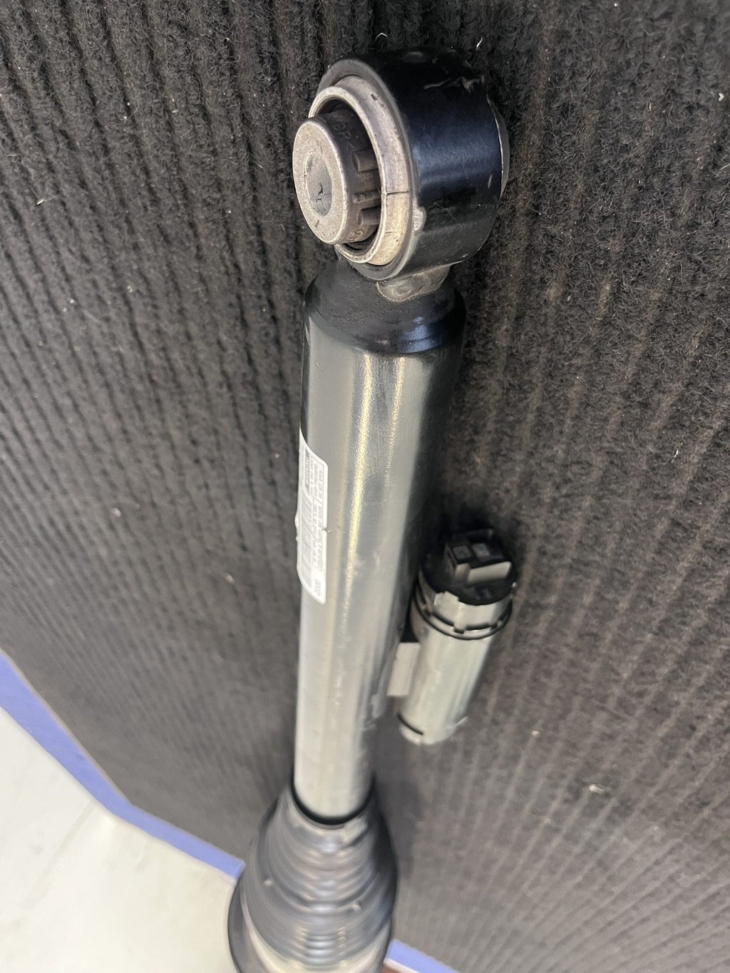 2021-2025 Mercedes-Benz S-Class W223 Rear Left Air Suspension Strut OEM A2233209503 - eBay image 7