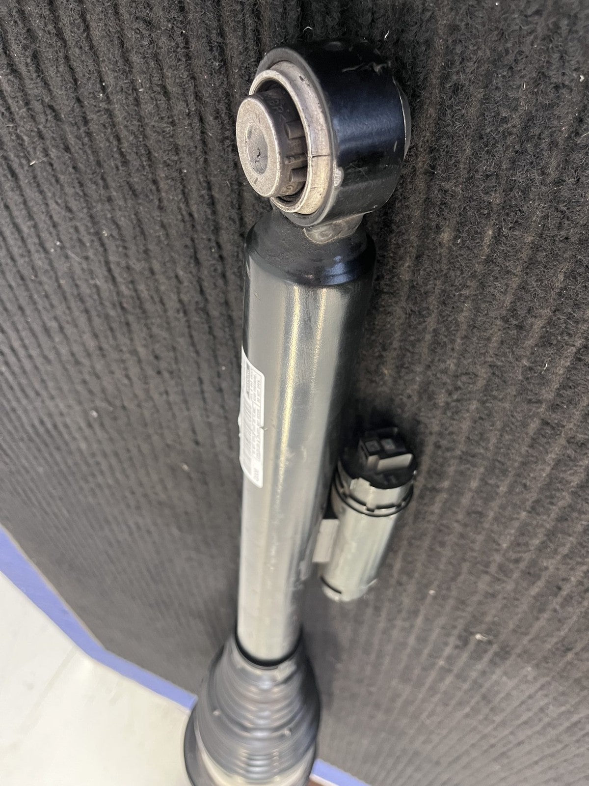 2021-2025 Mercedes-Benz S-Class W223 Rear Left Air Suspension Strut OEM A2233209503 - eBay image 7
