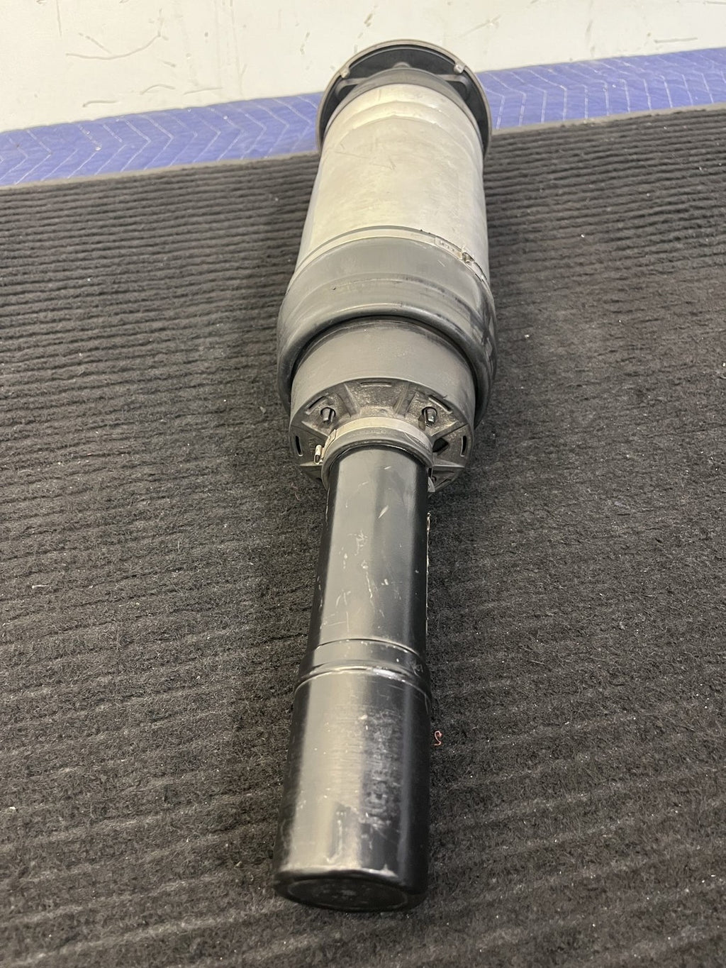 2021-2025 Range Rover Velar L560 Front Right Air Spring Sleeve L8A2-3C286-Aa - eBay image 4