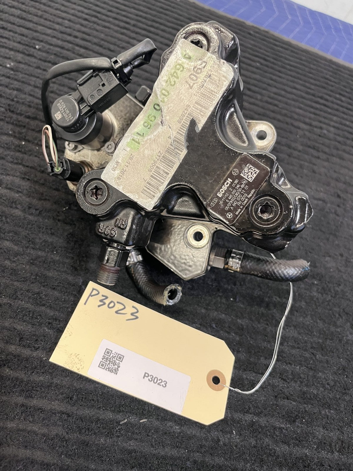 2010-2022 Mercedes-Benz Sprinter OM642 High Pressure Fuel Pump OEM A6420701101 - eBay image 1