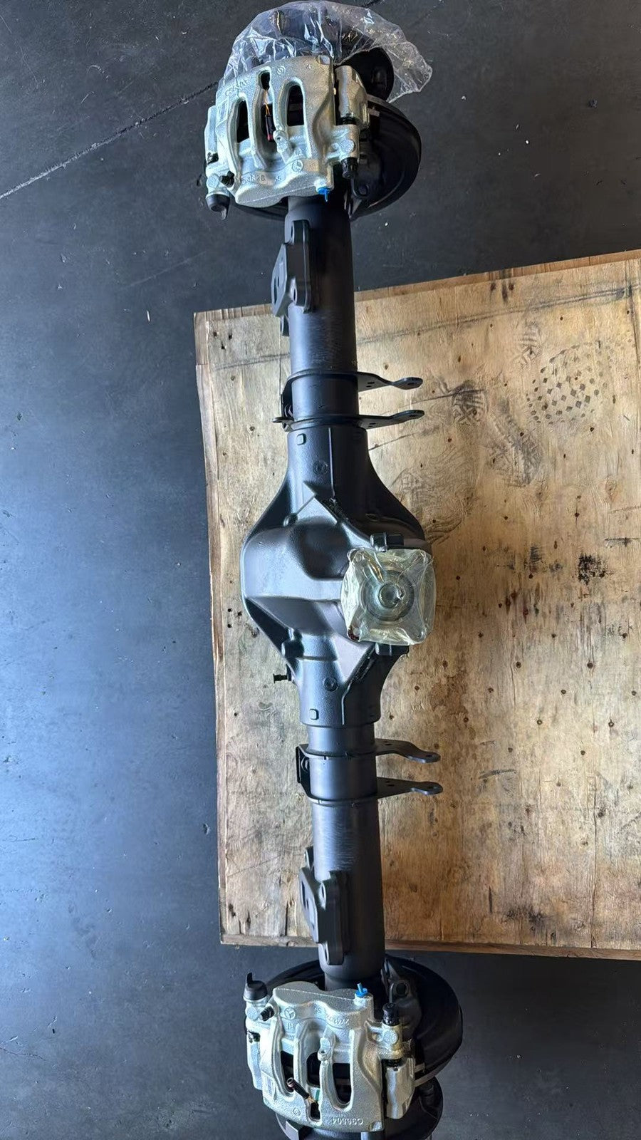 2019-23 Mercedes-Benz Sprinter 3500 3500XD Complete Rear Axle 4.182 OEM A9073504100 - eBay image 1