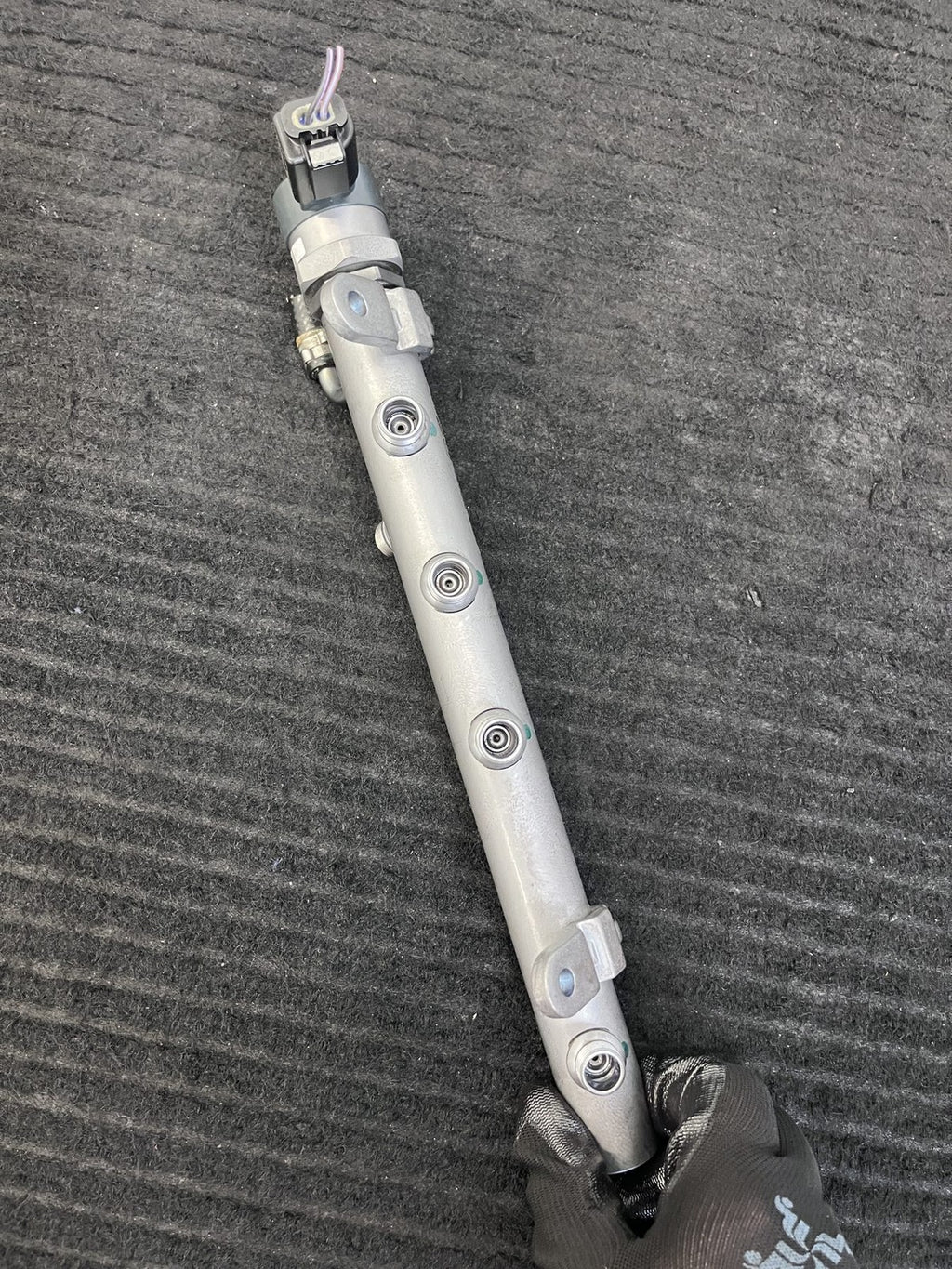 2010-2022 Mercedes-Benz Sprinter OM642 Left Fuel Rail OEM A6420702795 - eBay image 7