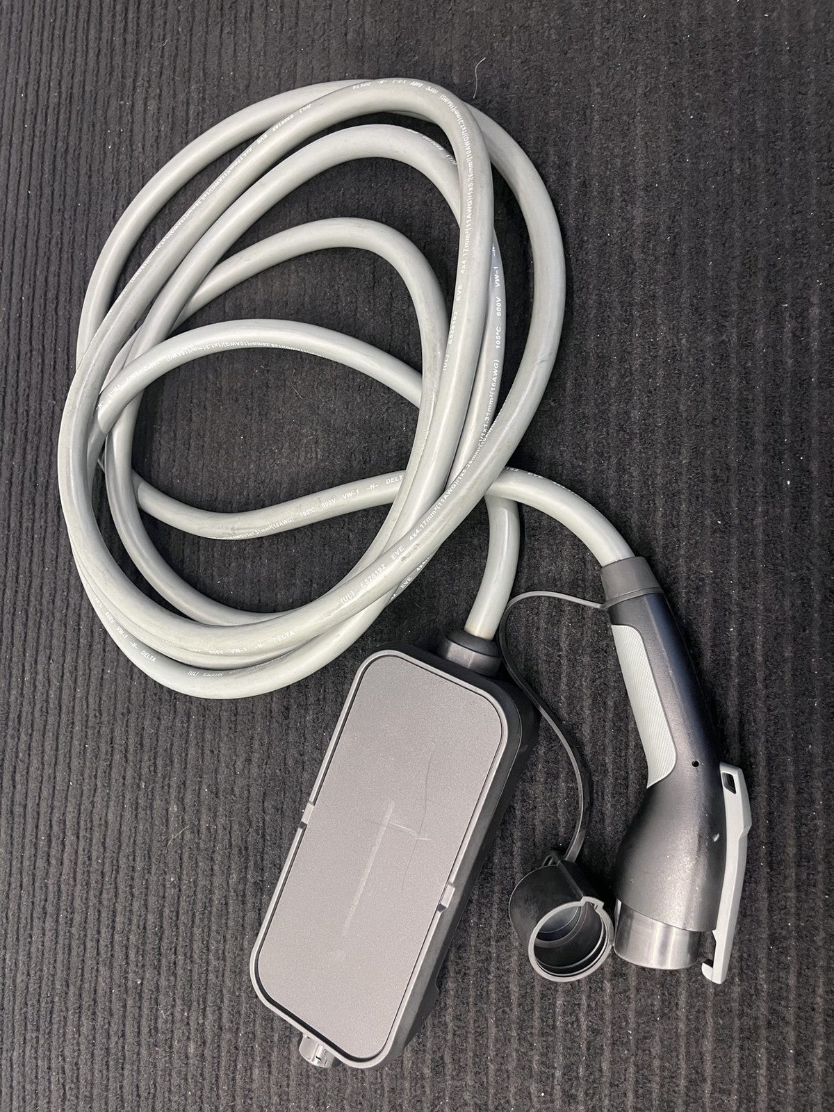 BMW i4 i5 i7 iX X5 Ev Flexible Fast Charger Type 6 OEM 5A8BA82-01 Used - eBay image 8