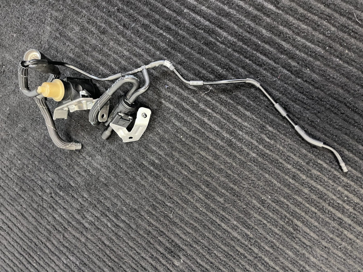Mercedes-Benz Turbo Vacuum Solenoid Valves Lines OEM A0001532000 A0005003201 - eBay image 8