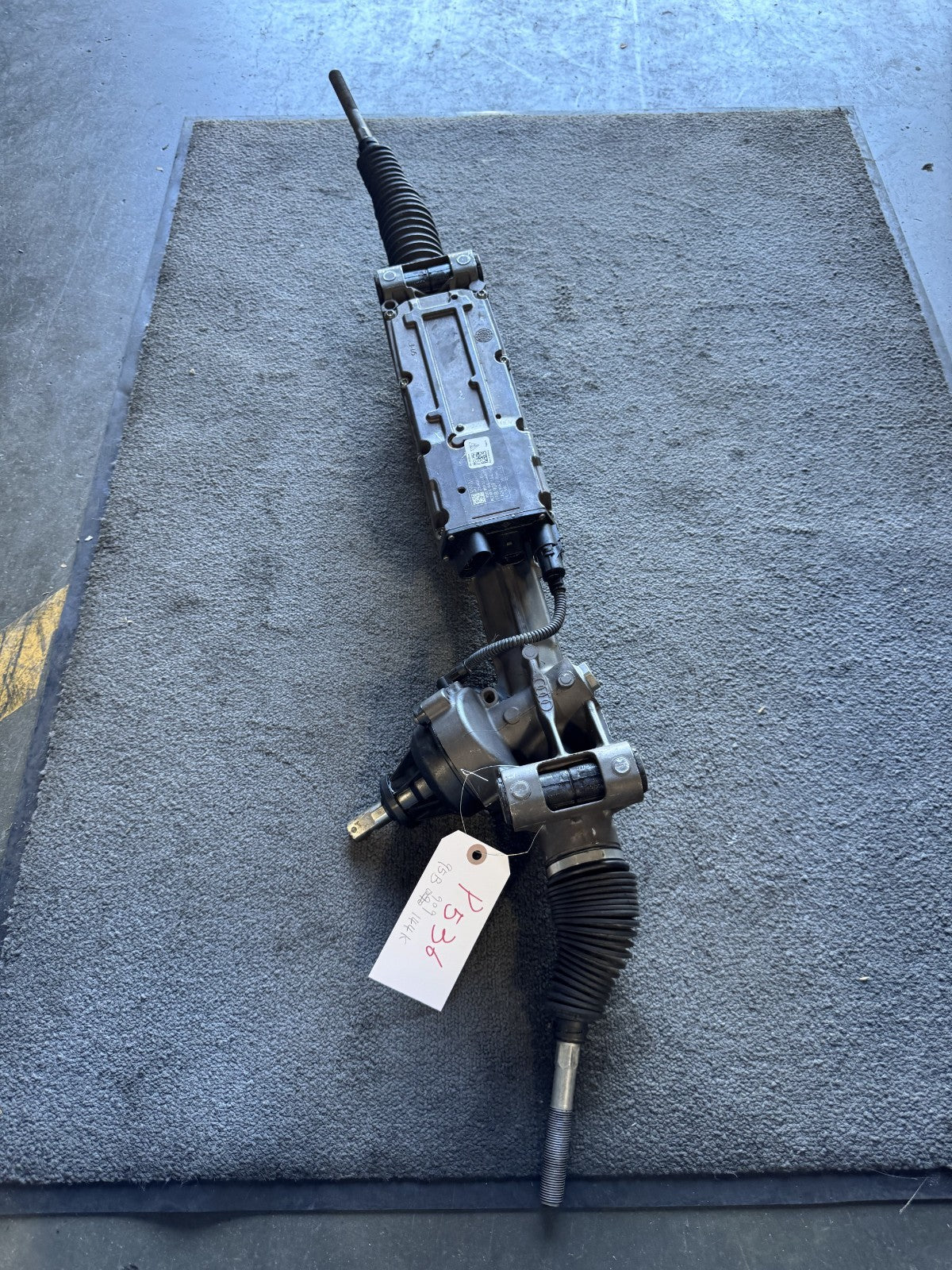 2015-2018 Porsche Macan 95B Electric Power Steering Rack Pinion OEM 95B909144K - eBay image 1