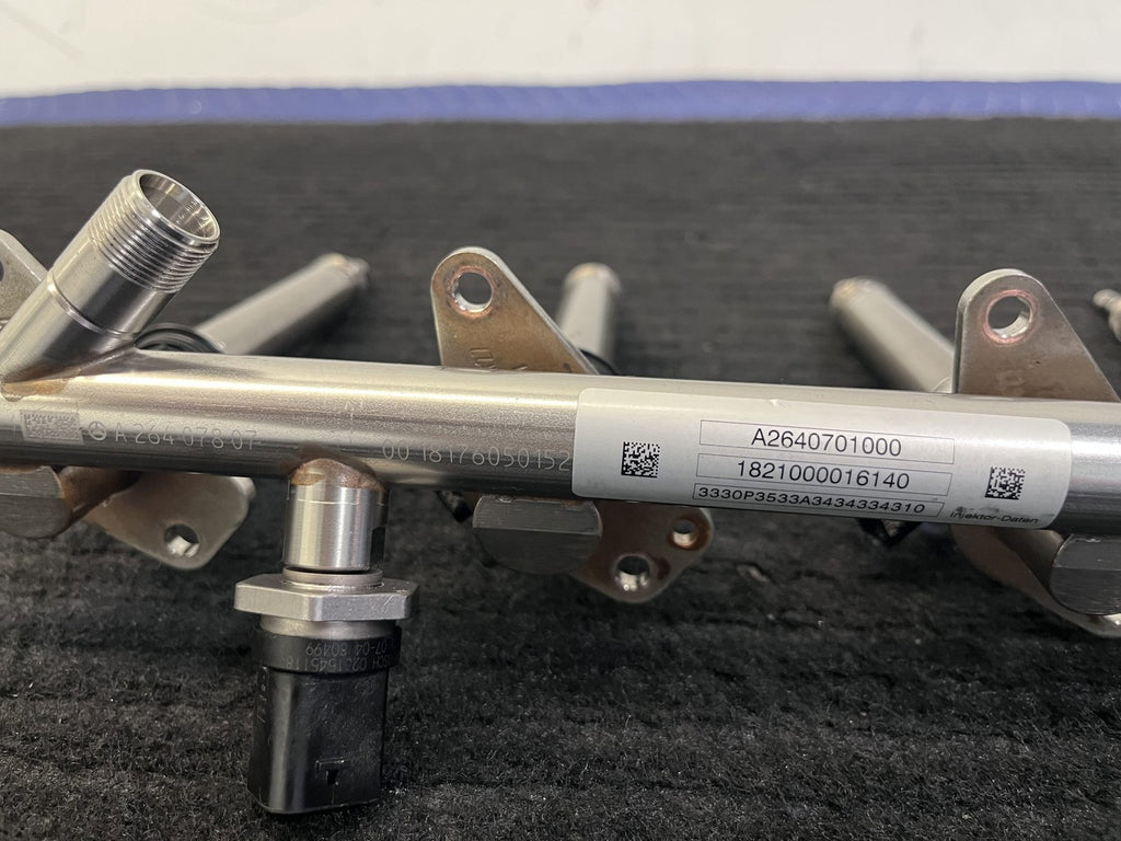 2019-2023 Mercedes-Benz C300 GLC300 E350 Fuel Rail 4 Injectors OEM A2640701000 - eBay image 2