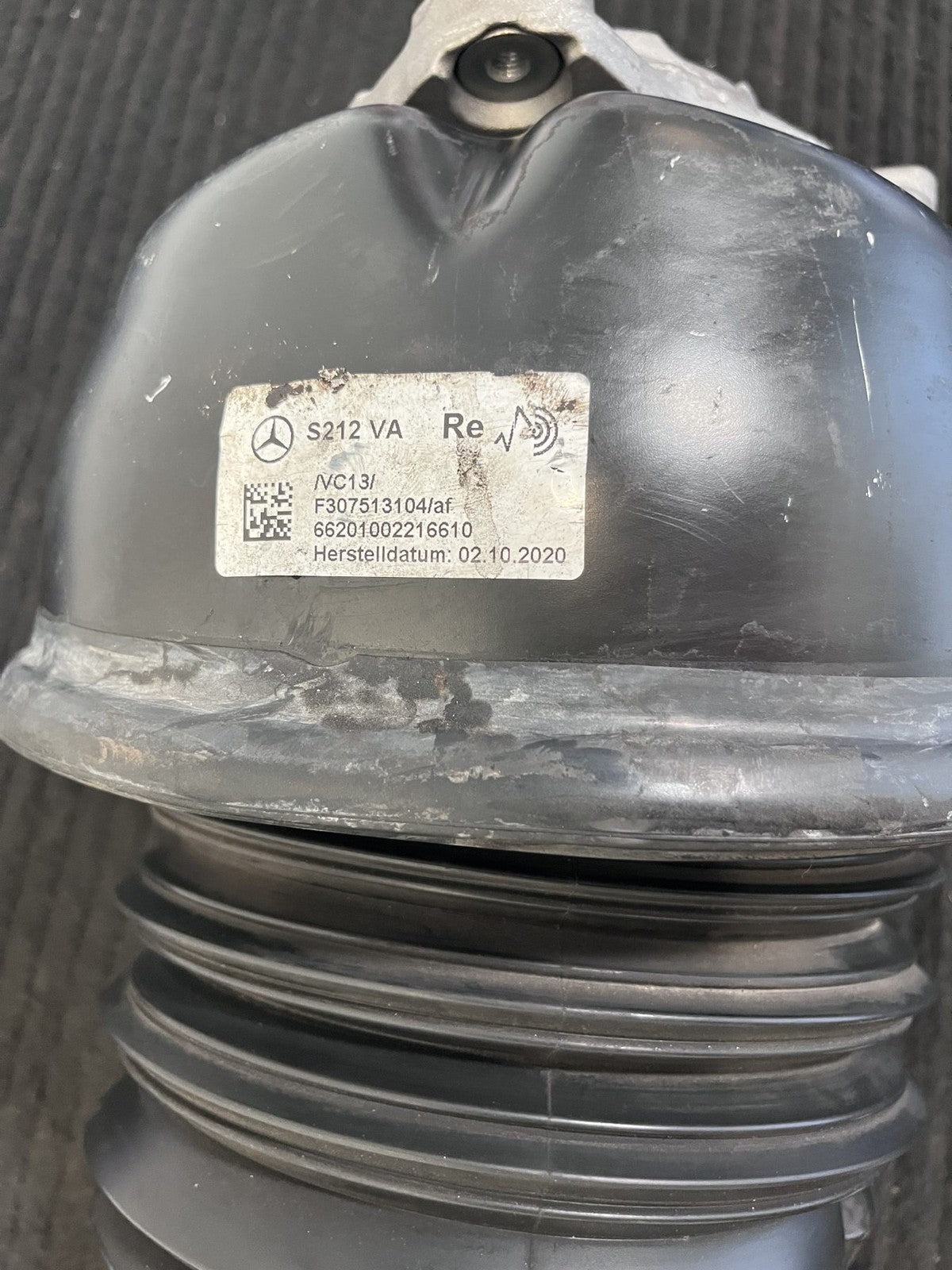 2012-2018 Mercedes-Benz CLS550 C218 Front Right Air Suspension Strut OEM A2183206613 - eBay image 3