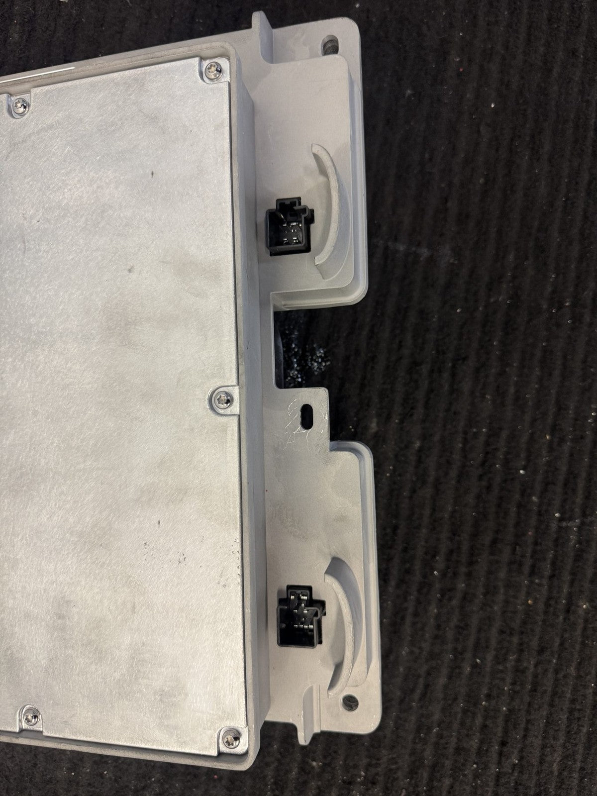 2025-2026 Rivian R1T R1S Gen 2 Axm 2.0 Autonomy Module OEM C200547397-F05 - eBay image 6