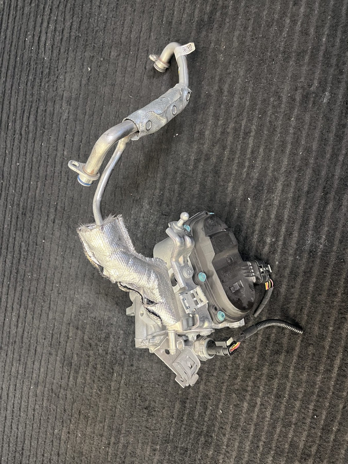 Mercedes-Benz OM654 2.0L Diesel Egr Valve Assembly With Pipes Genuine OEM - eBay image 5