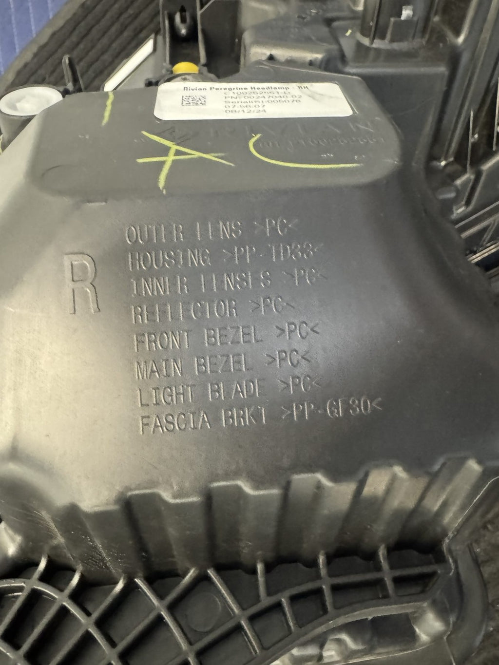 2025-2026 Rivian R1T R1S Right Dynamic LED Headlight OEM C100252551-D - eBay image 5