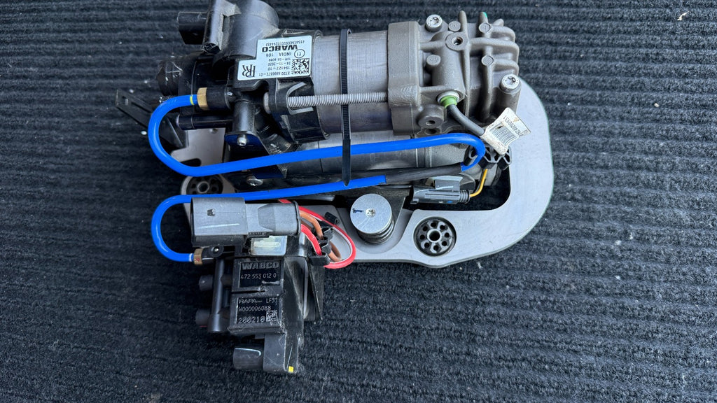 Rolls-Royce Ghost RR4 Air Suspension Compressor Pump OEM 37206896572-01 - eBay image 2