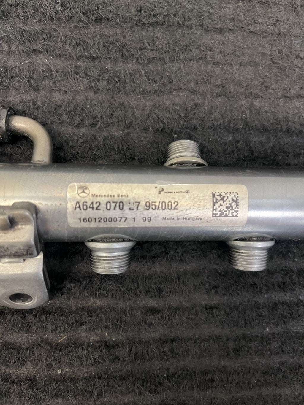 2010-2022 Mercedes-Benz Sprinter OM642 Left Fuel Rail OEM A6420702795 - eBay image 2