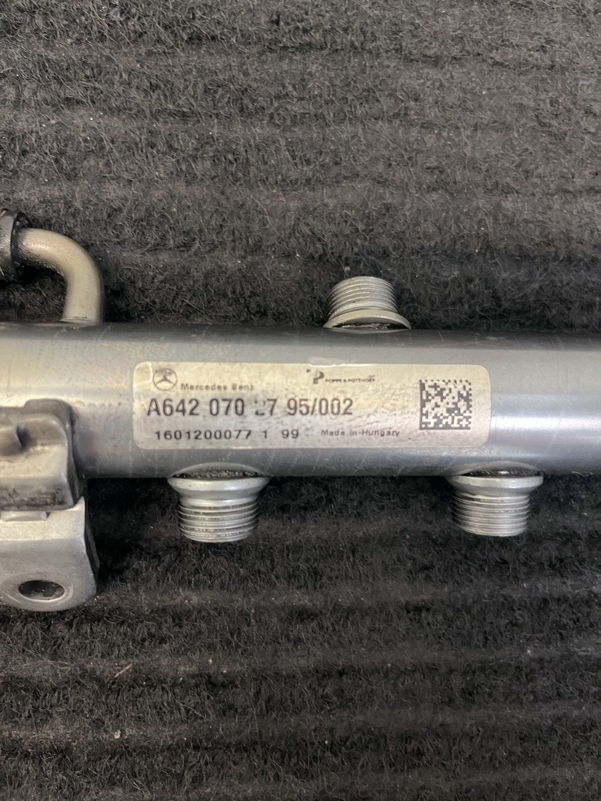 2010-2022 Mercedes-Benz Sprinter OM642 Left Fuel Rail OEM A6420702795 - eBay image 2