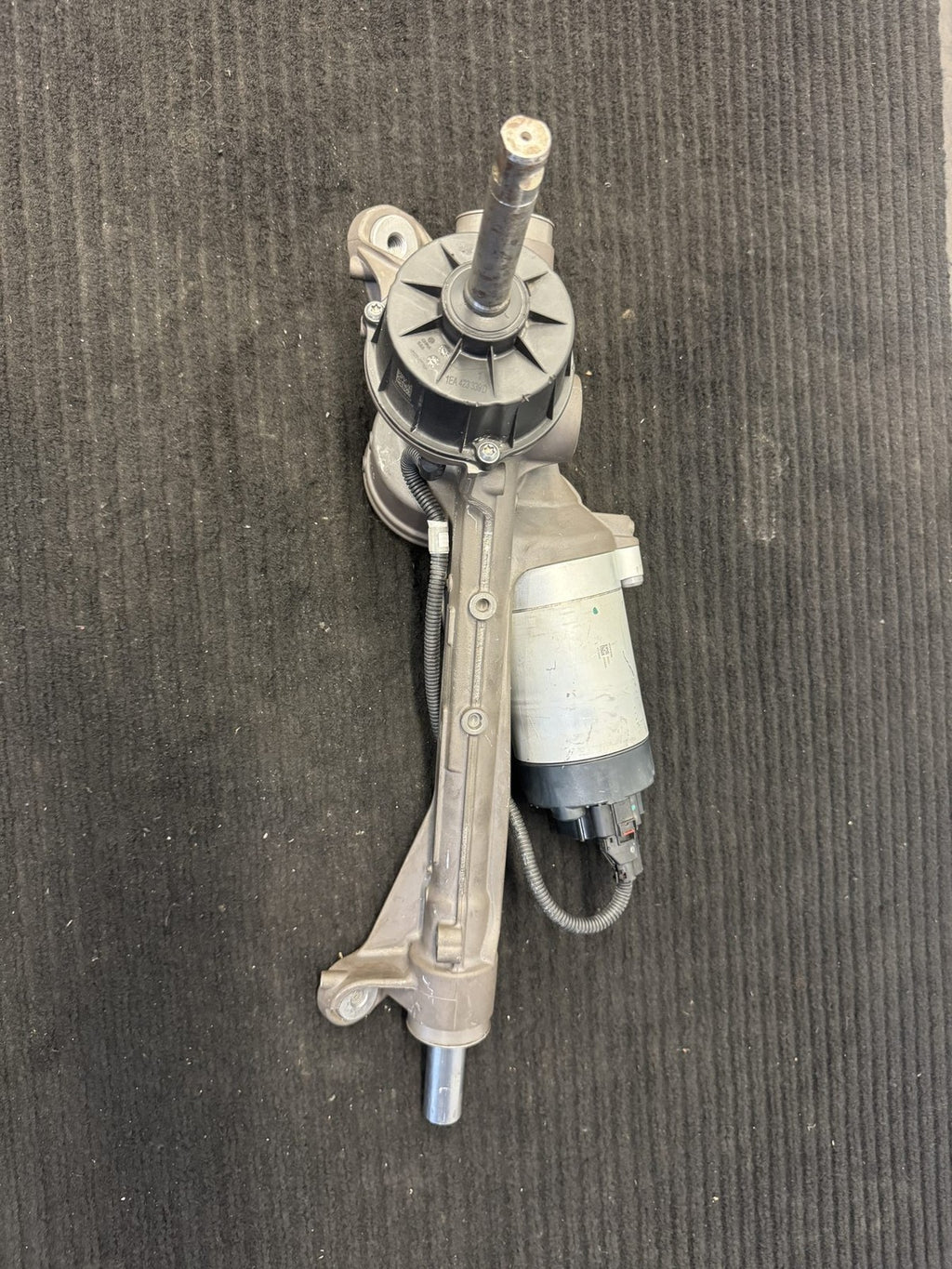 2021-2025 Volkswagen ID.4 2022-2025 Audi Q4 e-tron AWD Steering Rack OEM 1EB423102D - eBay image 1