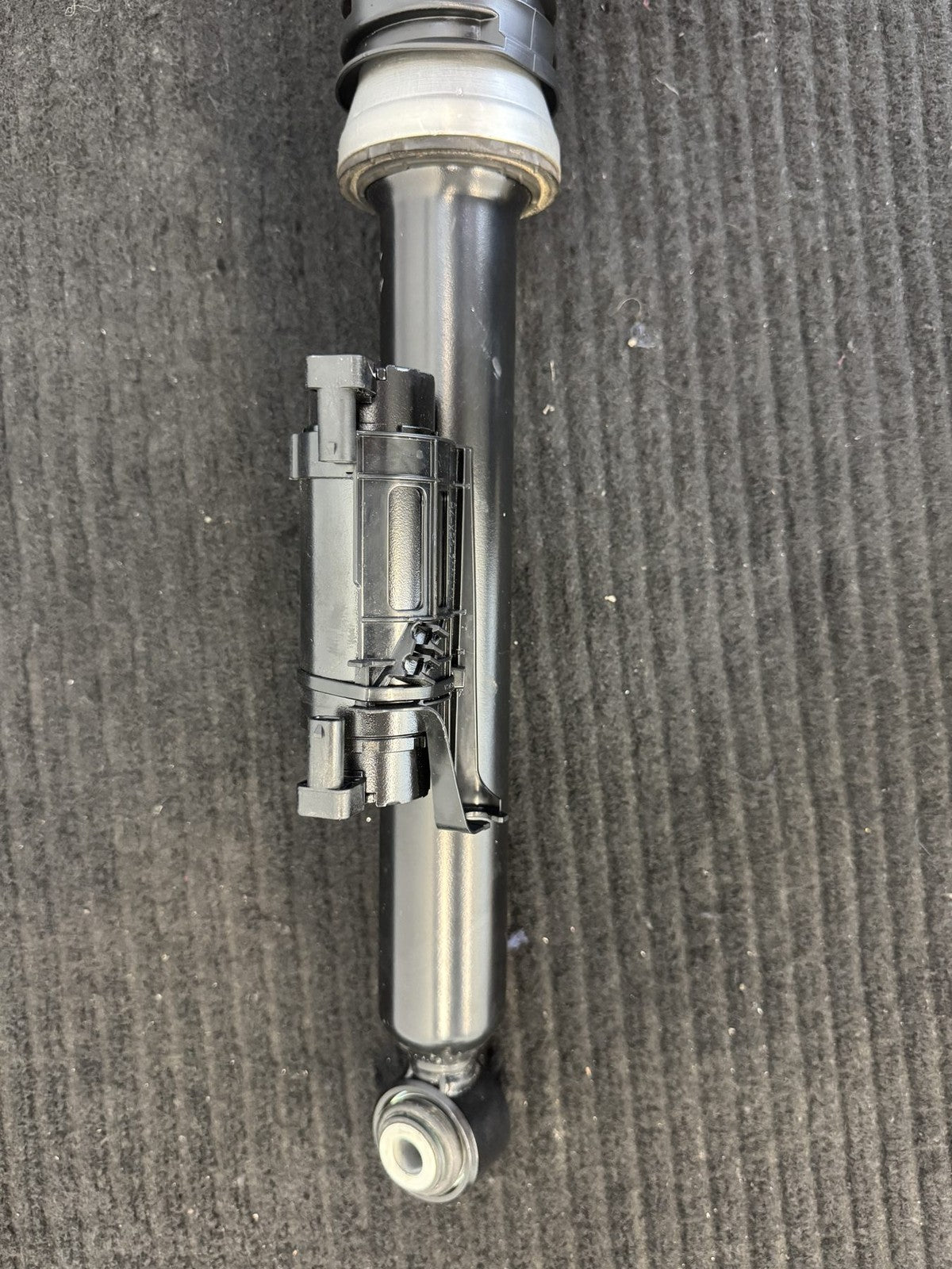 2018-2020 Mercedes-Benz S450 S560 Rear Rh Airmatic Air Strut OEM A2223205601 - eBay image 5