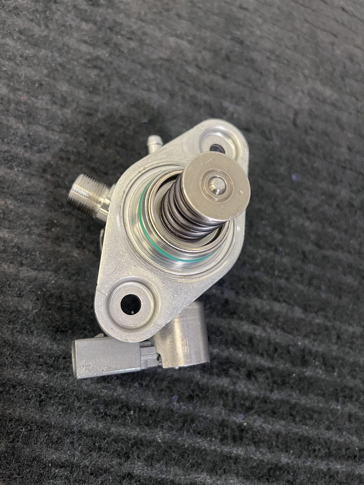 2015-2019 Mercedes-Benz C300 GLC300 E300 High Pressure Fuel Pump OEM A2740700501 - eBay image 6
