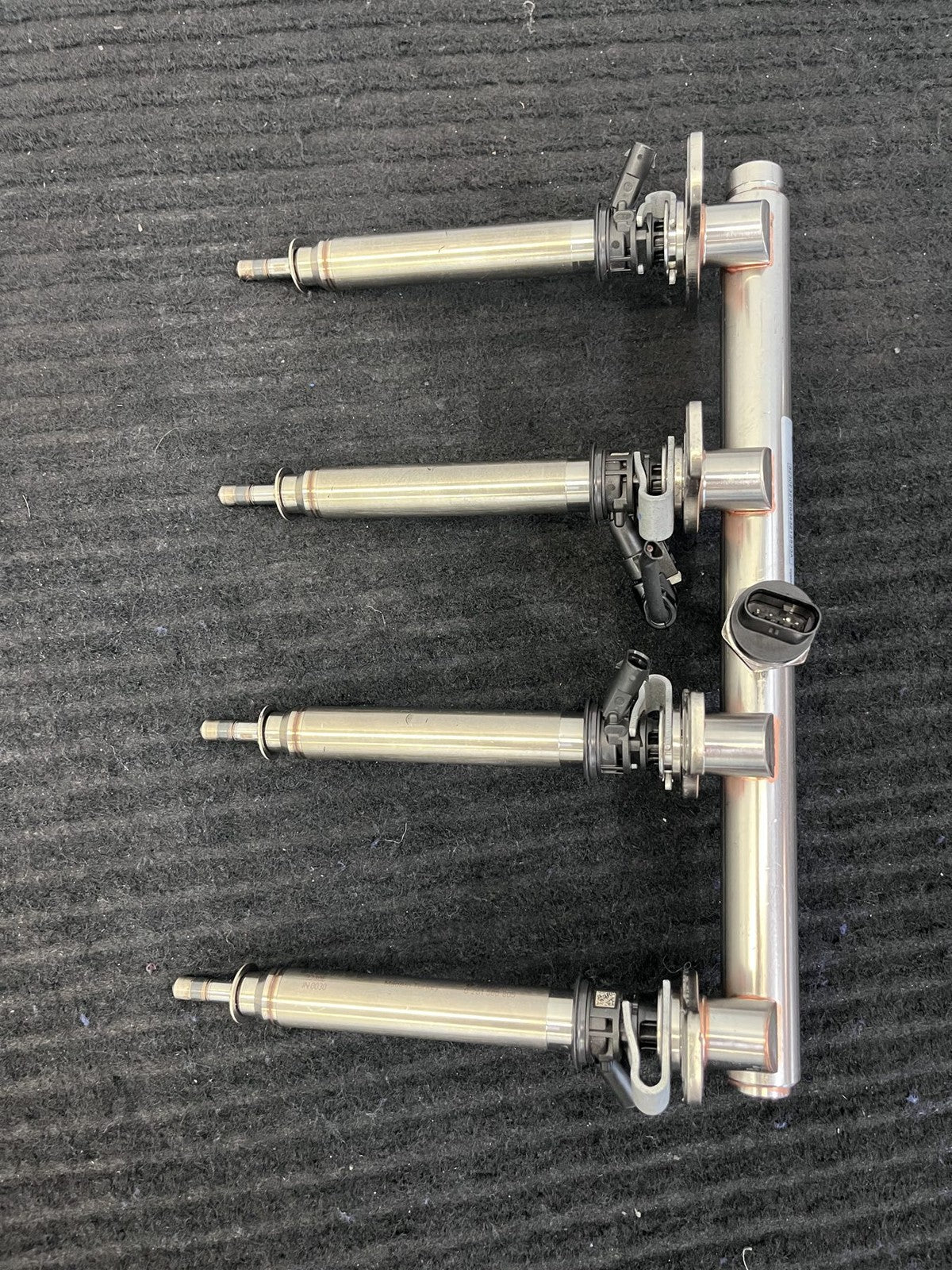 2018-2021 Mercedes-Benz AMG E63 GLC63 G63 GT63 Fuel Rail 4 Injectors A1770706600 - eBay image 8