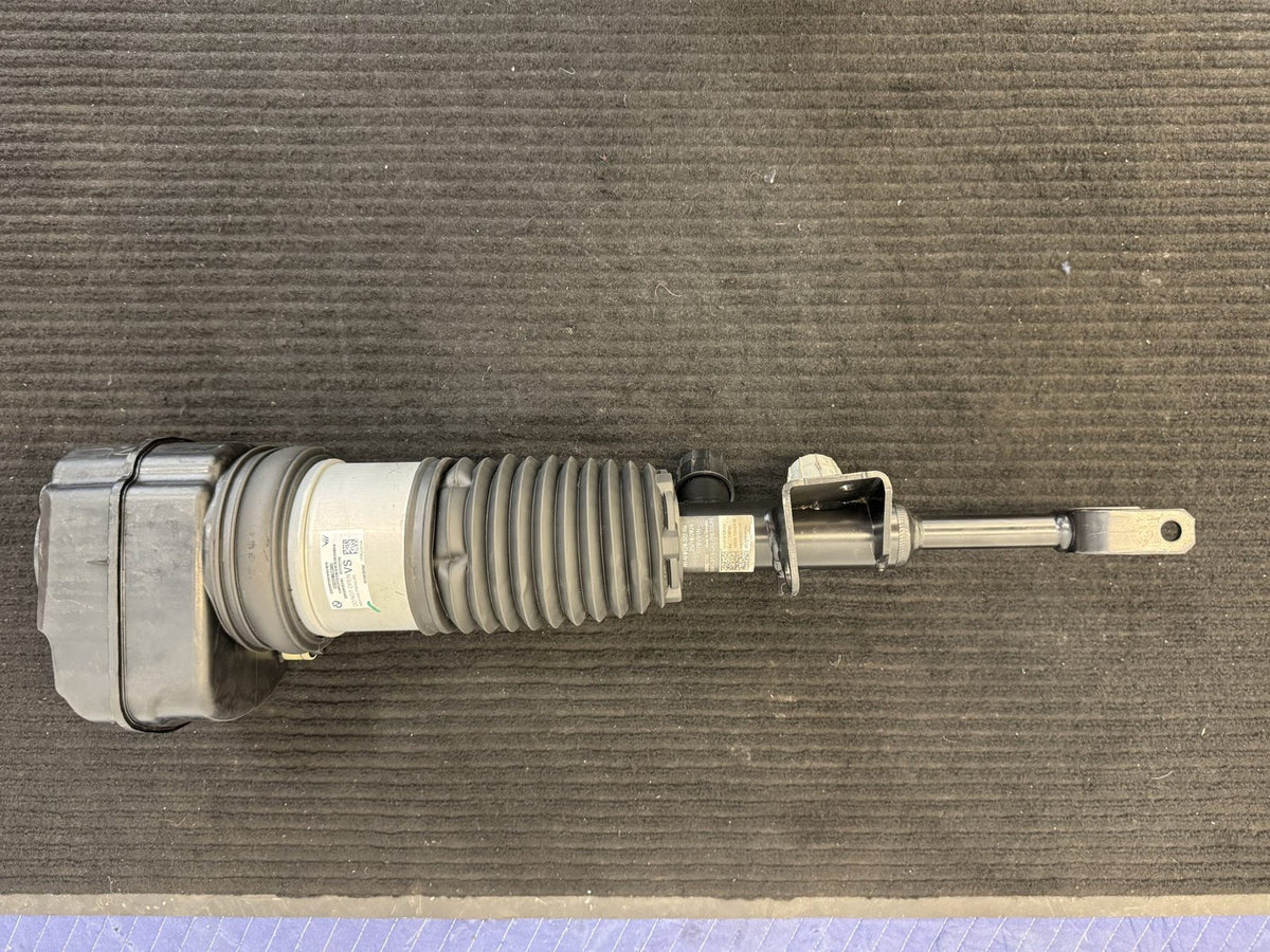2023-2025 BMW 740i G70 Front Right Air Suspension Strut OEM 37106892586 - eBay image 4