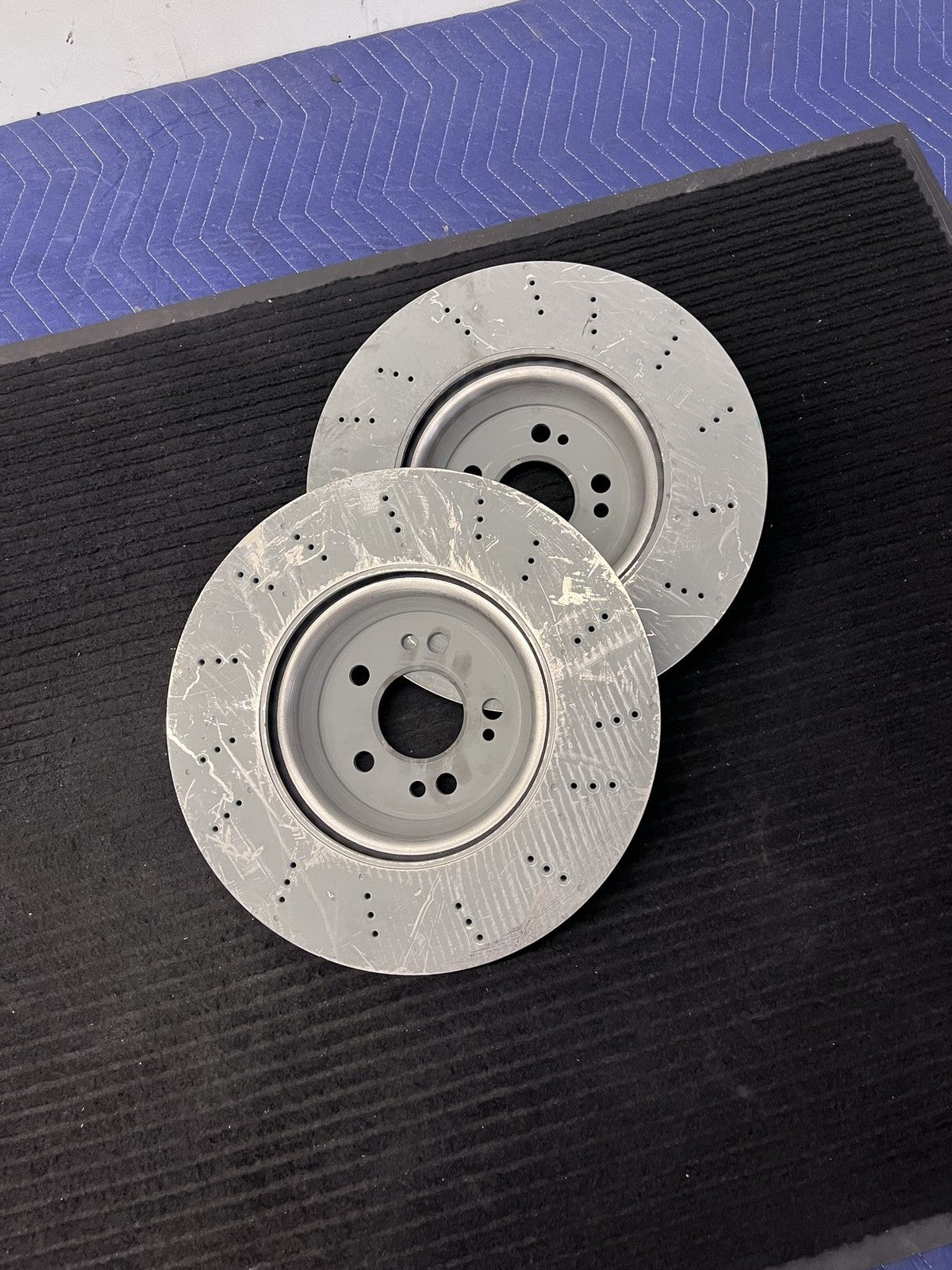 2020-2023 Mercedes-Benz GLE350 Front Drilled Brake Rotors Pair OEM A1674210801 - eBay image 4
