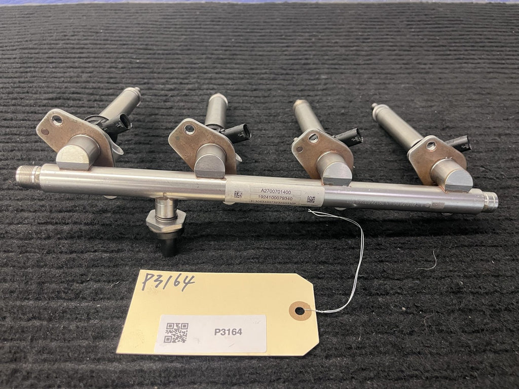 2014-2020 Mercedes-Benz CLA250 GLA250 Fuel Rail 4 Injectors OEM A2700701400 - eBay image 1