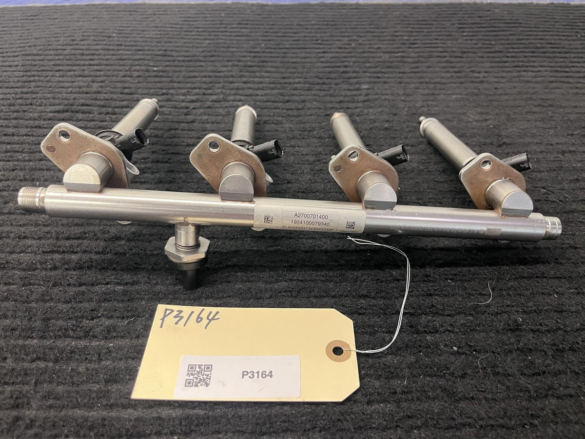 2014-2020 Mercedes-Benz CLA250 GLA250 Fuel Rail 4 Injectors OEM A2700701400 - eBay image 1