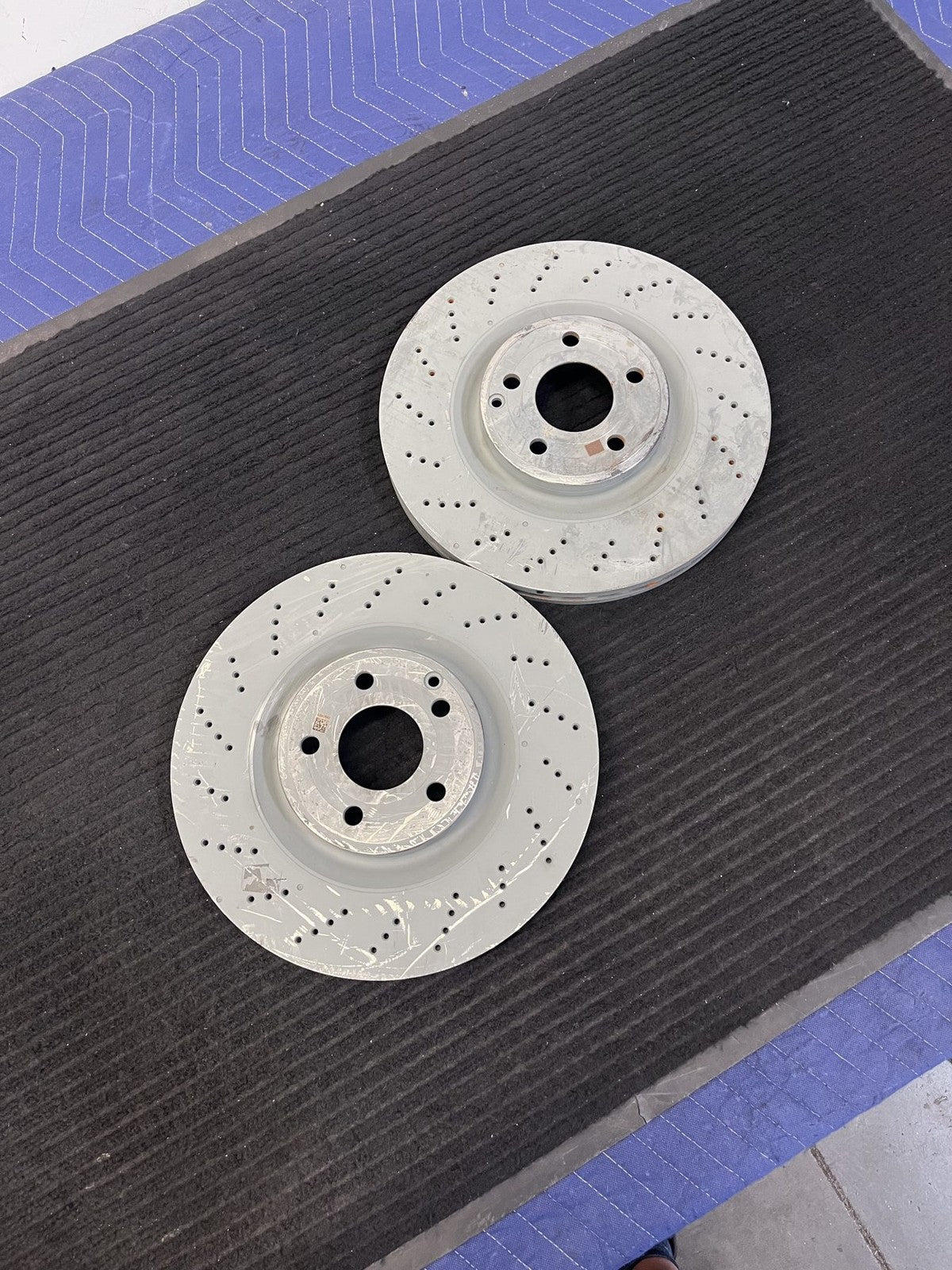 2015-2017 Mercedes-Benz CLS400 C218 Front Drilled Brake Rotors Pair OEM A2184210412 - eBay image 3