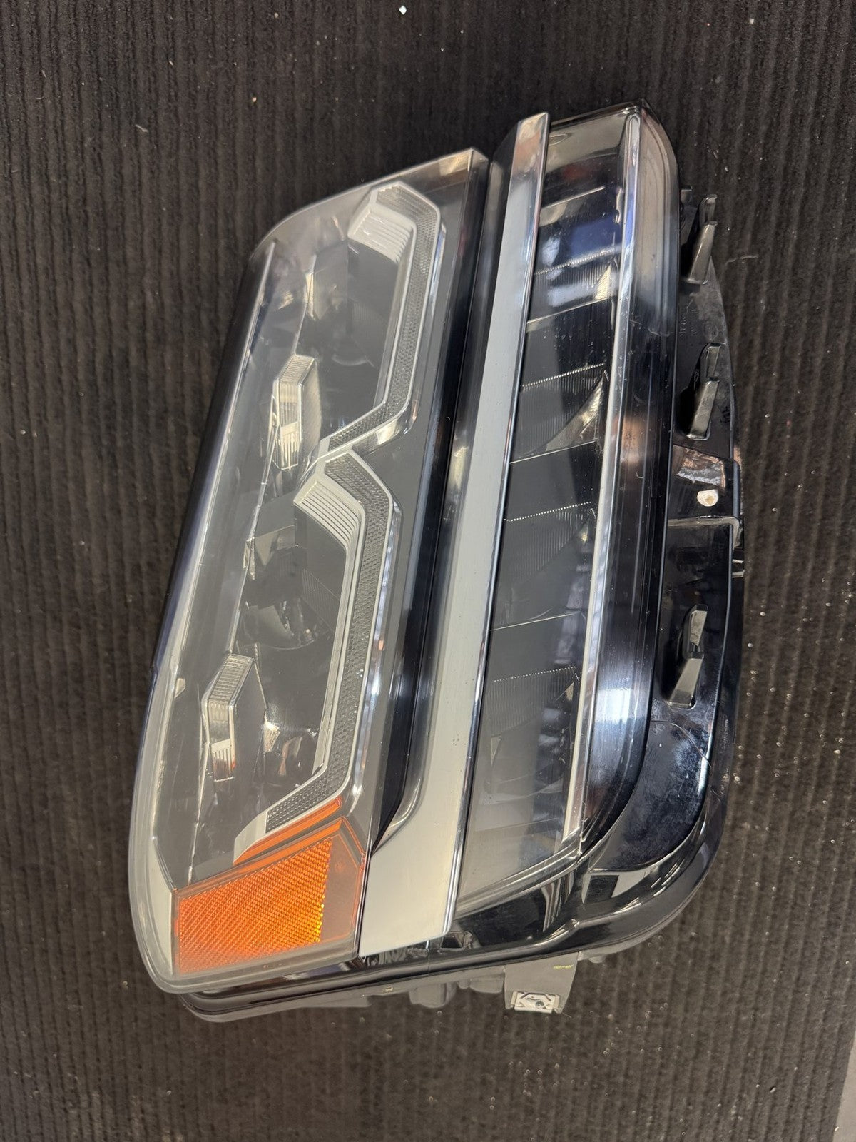 2018-2020 Volkswagen Atlas Right LED Headlight OEM 3CN941036B - eBay image 13